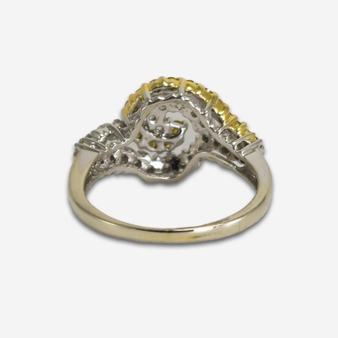 Anillo de diamantes con diseño de remolino en oro blanco de 14 quilates 0,50 ct en Excelente estado para la venta en Laguna Beach, CA