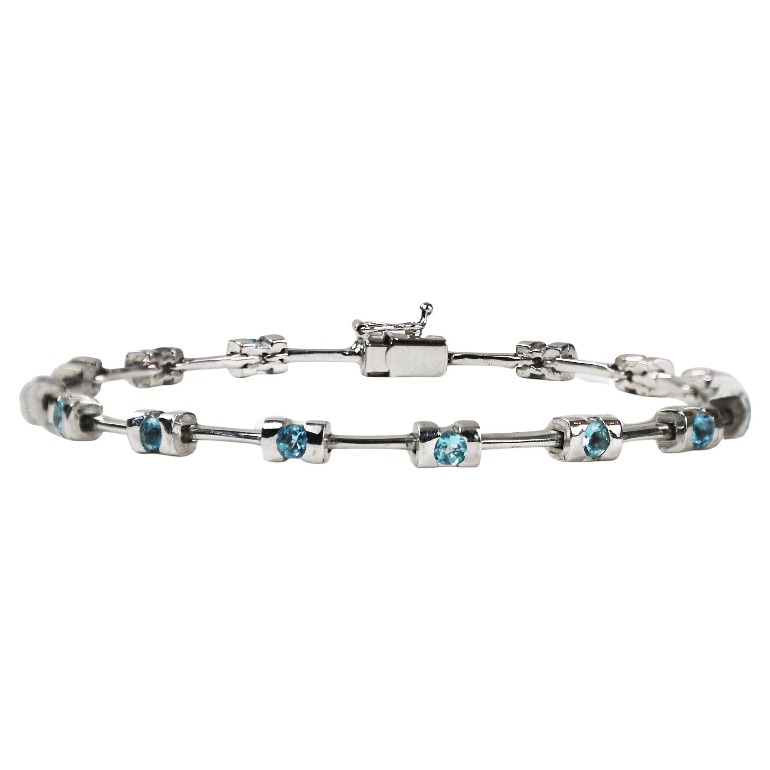 14K White Gold Synthetic Blue Stone Bracelet 13.8g For Sale