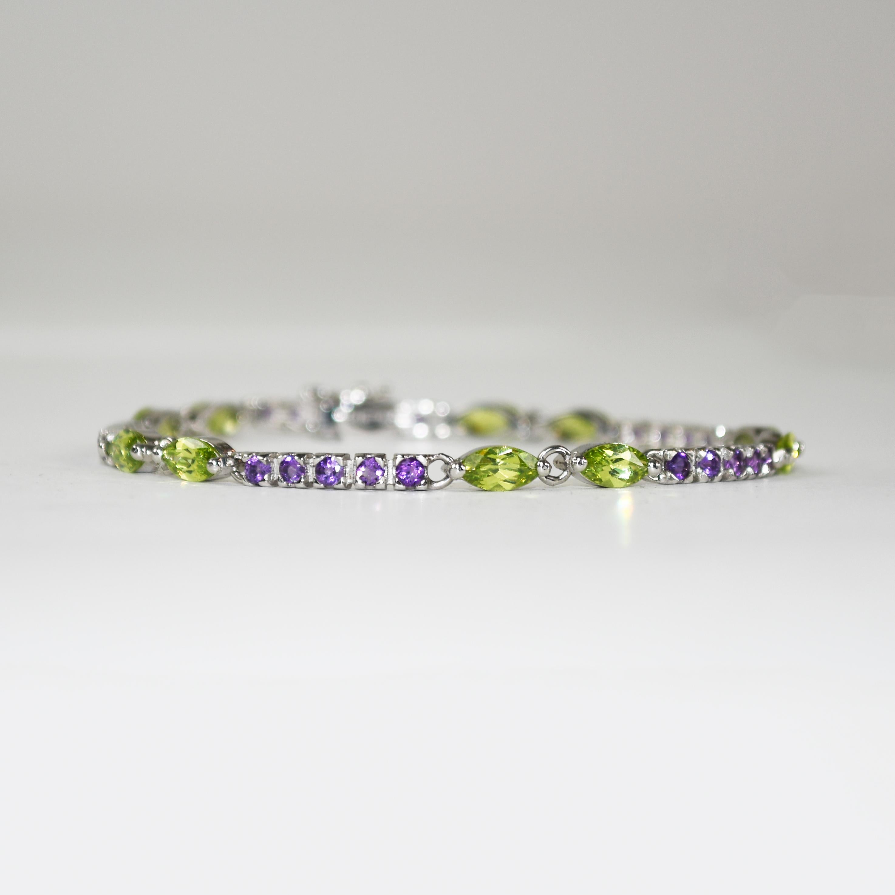 Taglio marquise Bracciale in oro bianco 14K con peridoto sintetico e ametista 10,7g