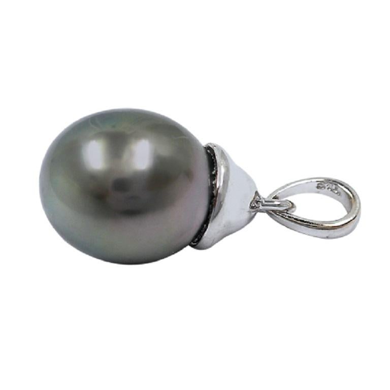 14k White Gold Tahitian Cultured Black Pearl Drop Pendant For Sale at