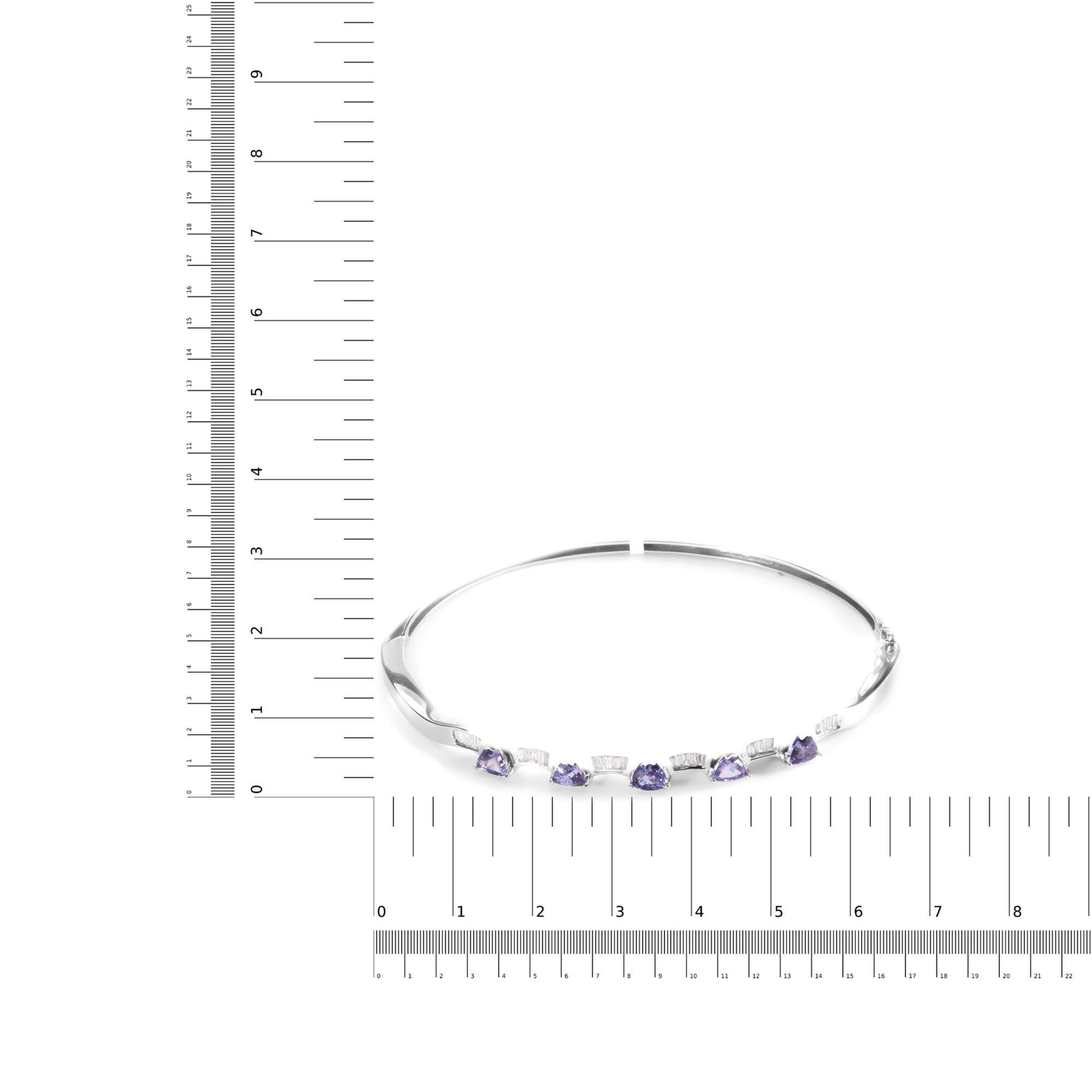 Bracciale con tanzanite e diamanti da 1/3 di carato in oro bianco 14K In condizioni Nuovo in vendita a New York, NY