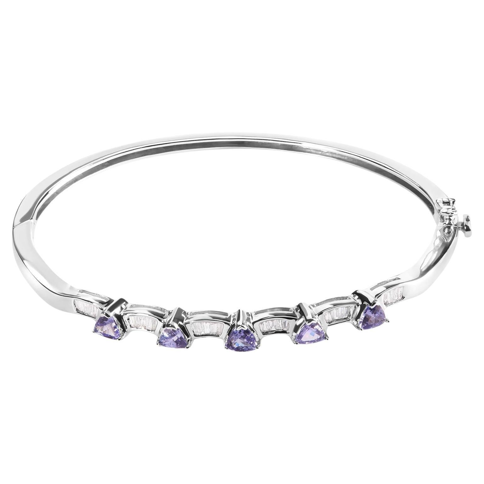 Bracciale con tanzanite e diamanti da 1/3 di carato in oro bianco 14K