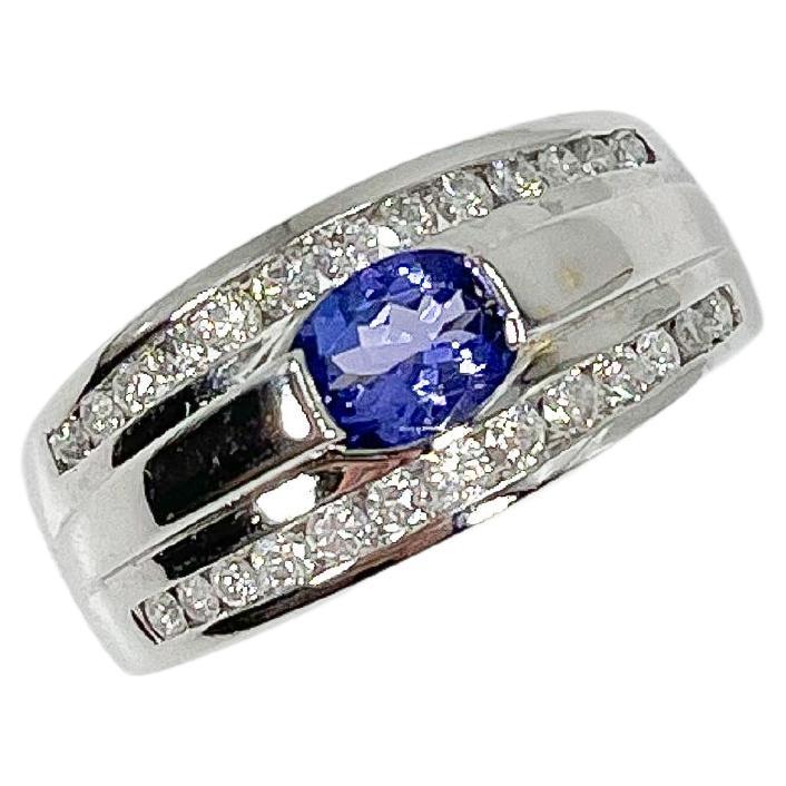 14K White Gold Tanzanite and Diamond Ring For Sale
