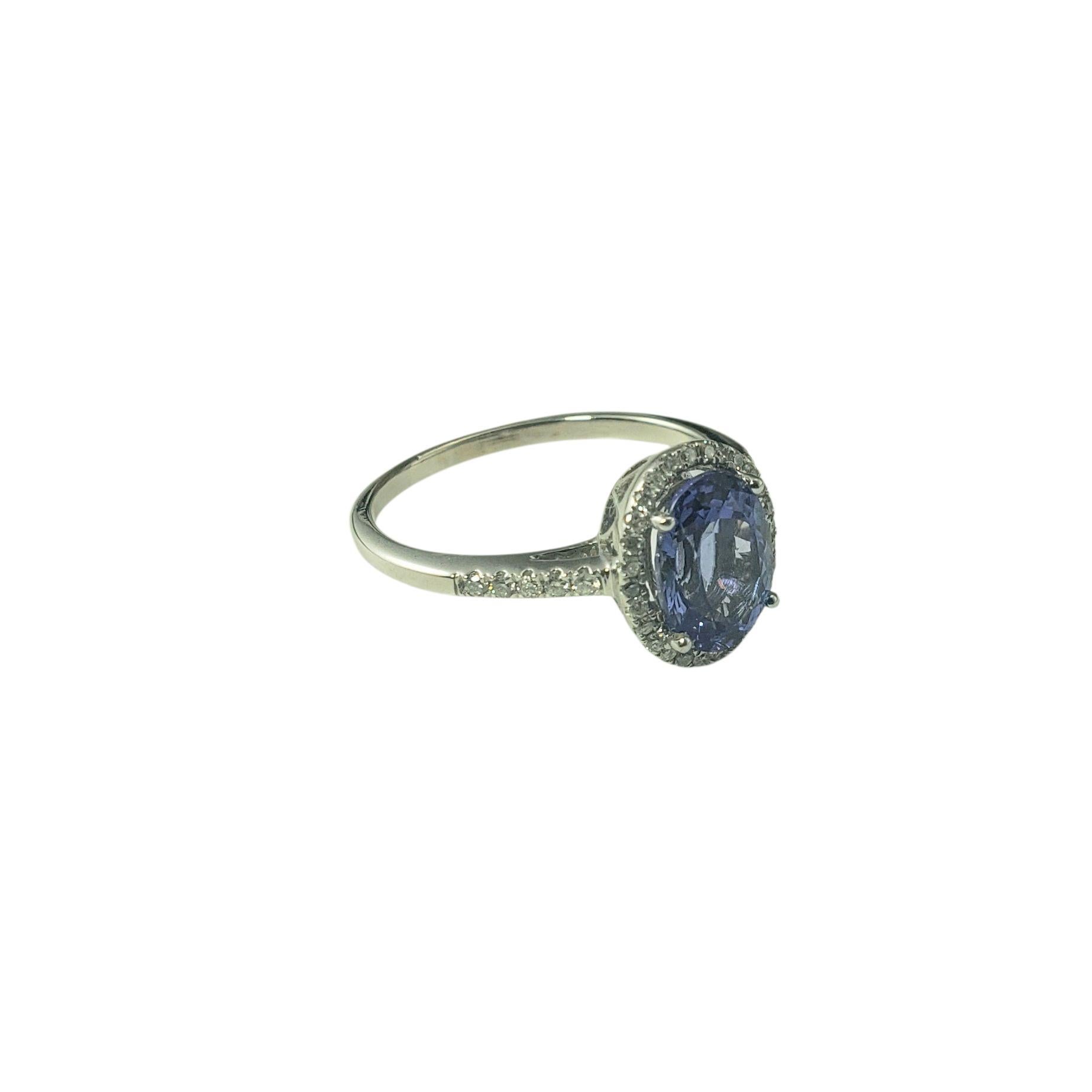 14K White Gold Tanzanite and Diamond Ring Size 8.25-8.5 JAGi Certified #22653 In condizioni buone in vendita a Washington Depot, CT