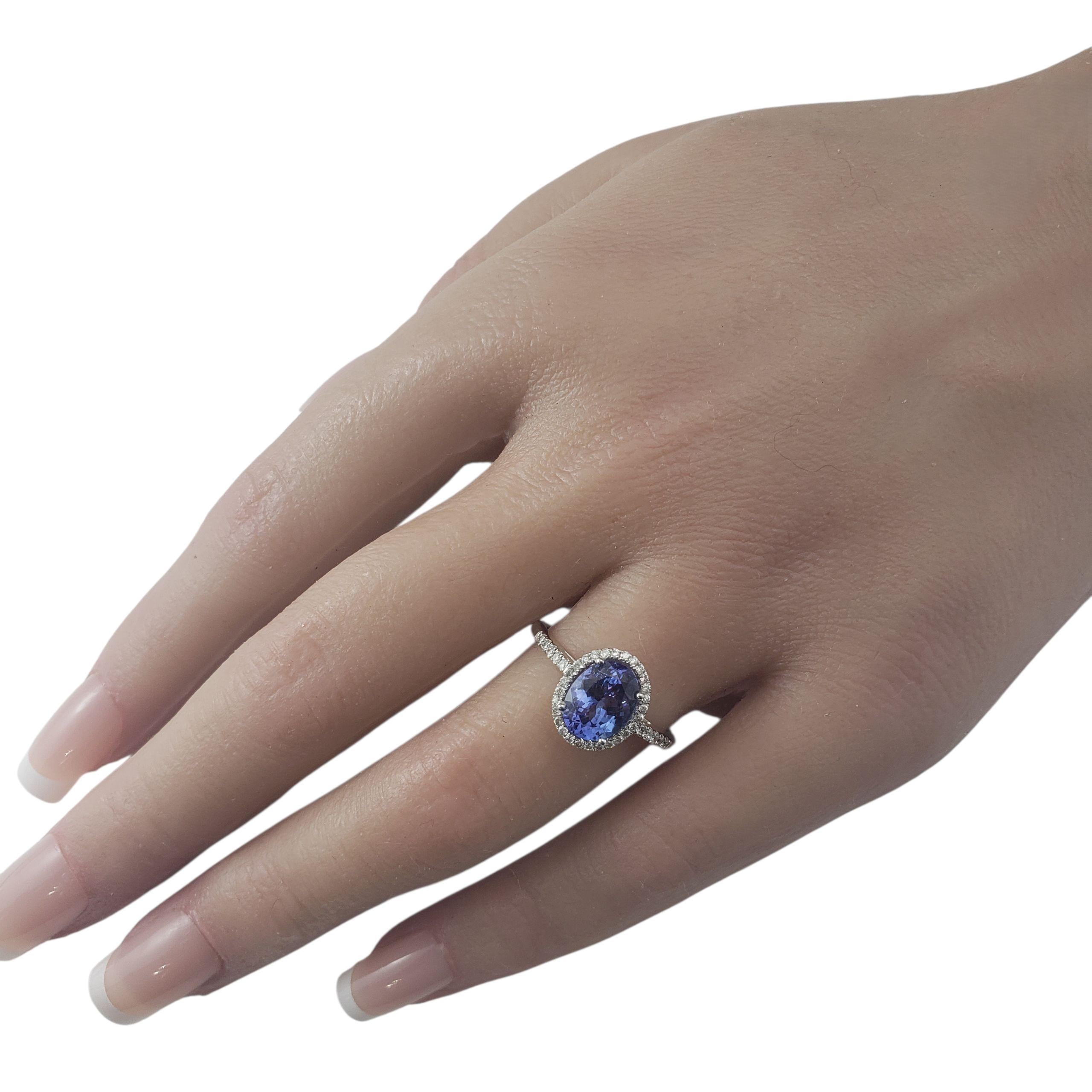14K White Gold Tanzanite and Diamond Ring Size 8.25-8.5 JAGi Certified #22653 in vendita 1