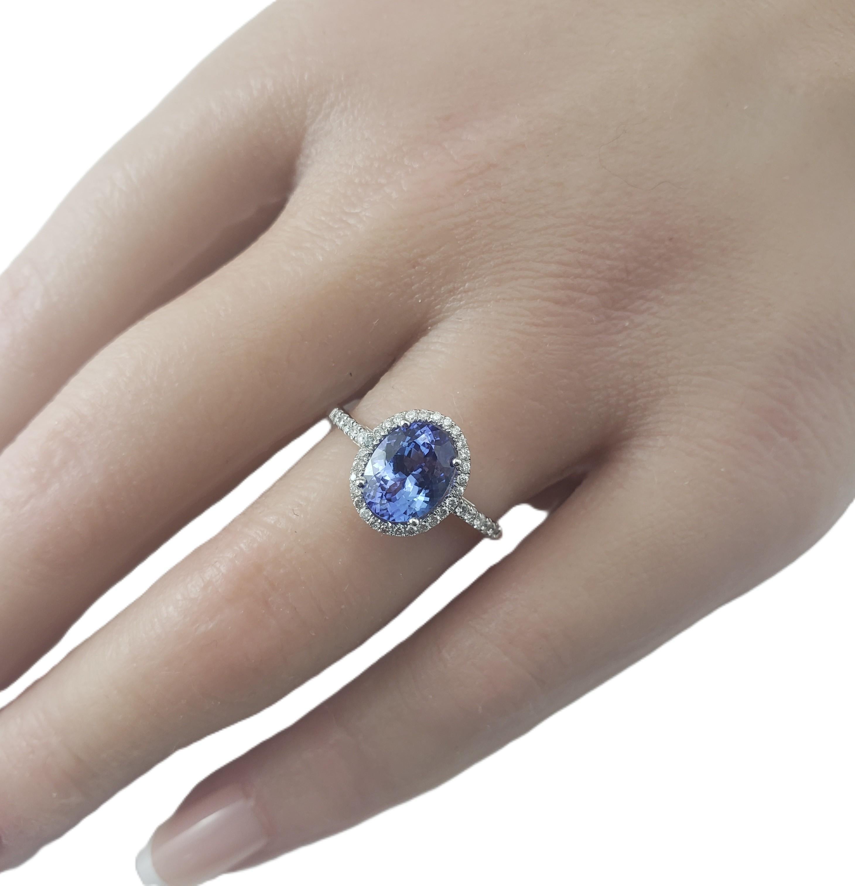 14K White Gold Tanzanite and Diamond Ring Size 8.25-8.5 JAGi Certified #22653 in vendita 2