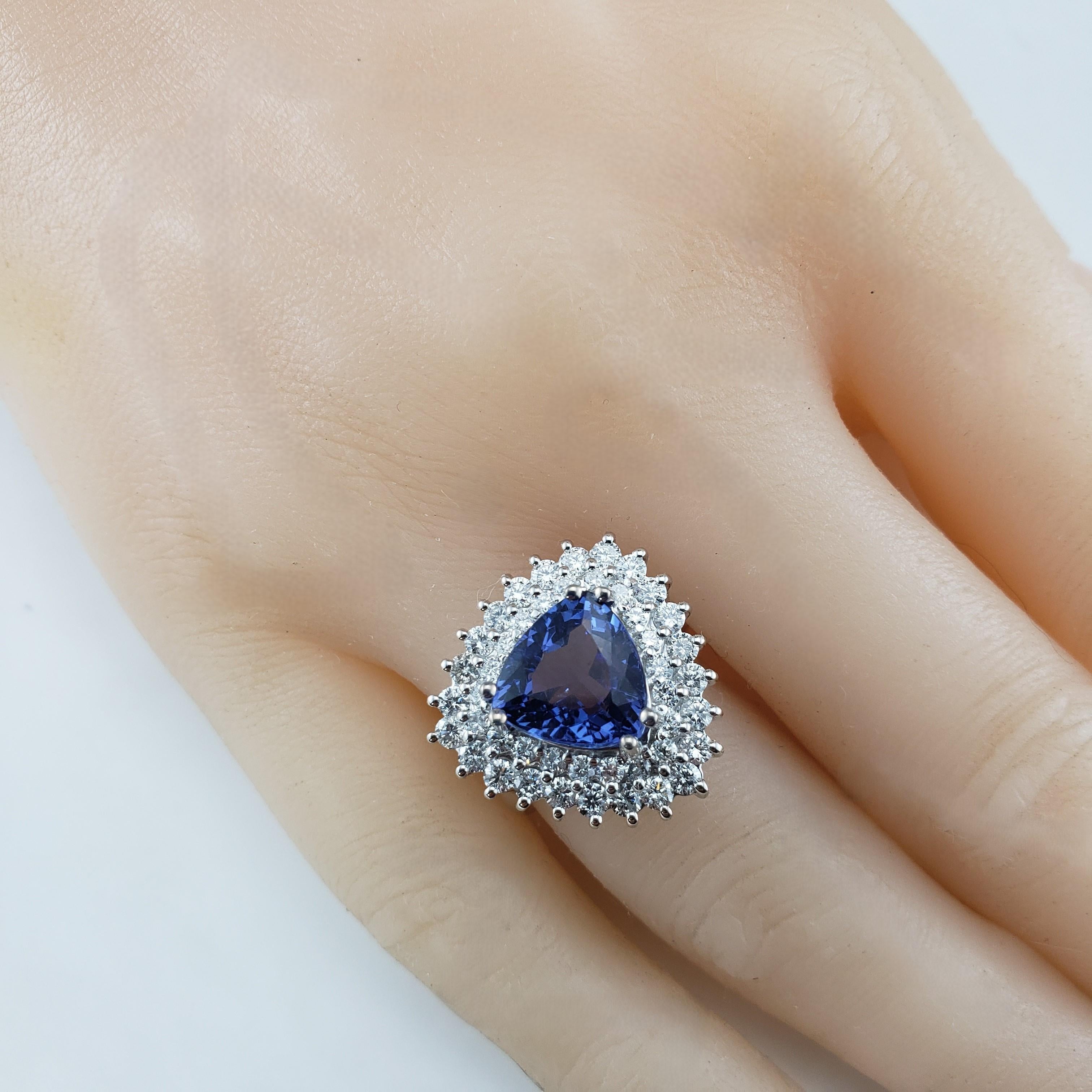 Anello da cocktail con doppio diamante e tanzanite in oro bianco 14K, misura 6,5 #19456 in vendita 2