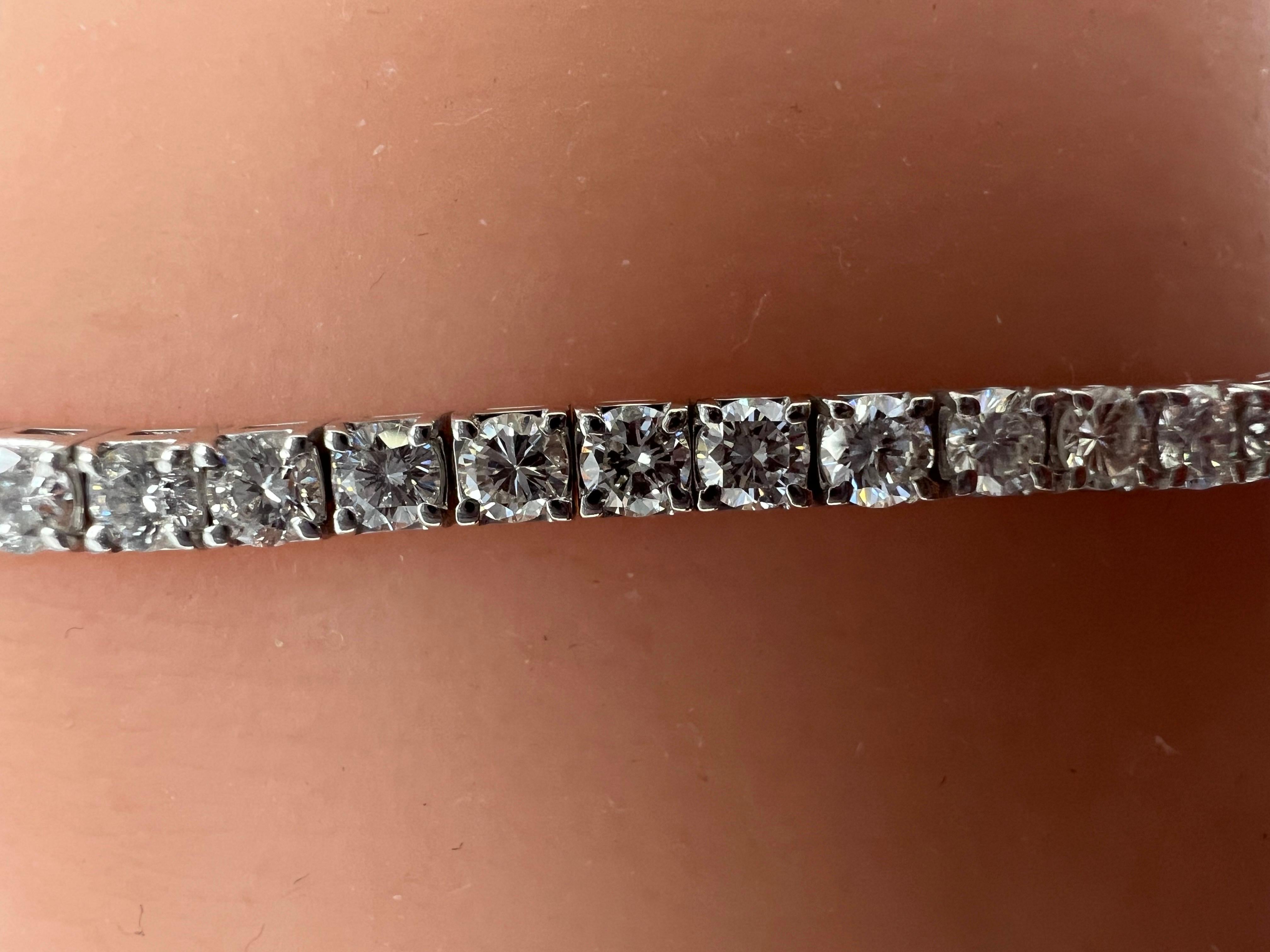 14k White Gold Tennis Bracelet with 4CT of Natural Full Brilliant Cut Diamonds  In New Condition For Sale In Great Neck, NY