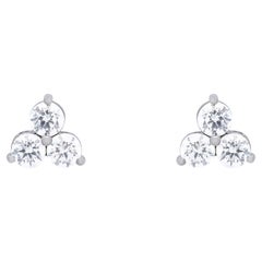 Orecchini con tre diamanti a grappolo in oro bianco 14K - 1.00CTW