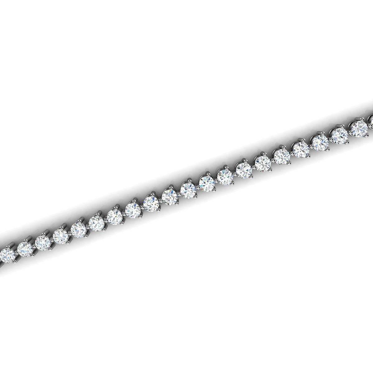 Round Cut 14 Karat White Gold Three Prongs Diamond Tennis Bracelet '4 Carat' For Sale