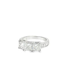 14k Weißgold Drei-Stein-Prinzessinnenschliff Diamantring - 2,05ct Center