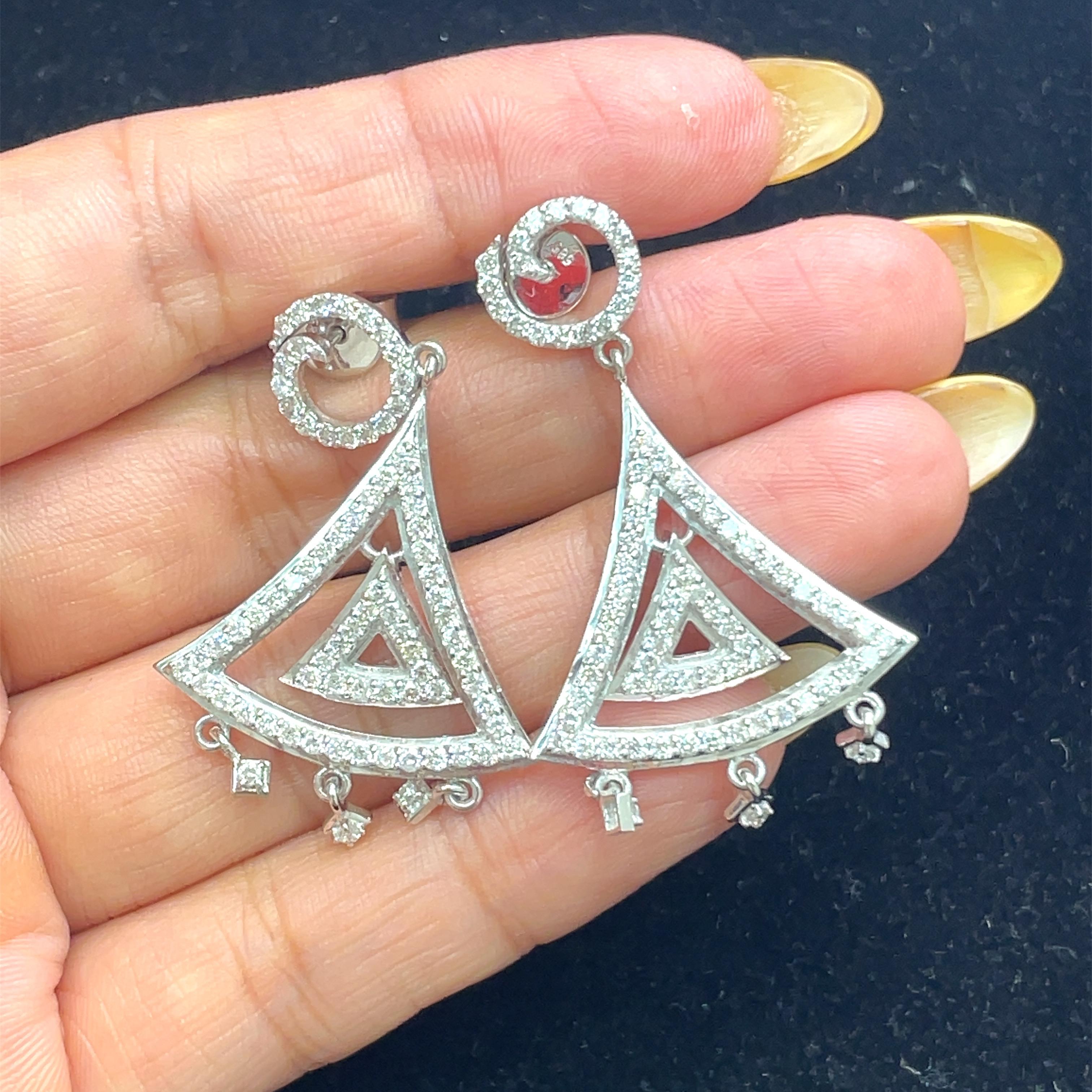 14k White Gold Triangle Shaped Chandelier Earrings For Sale 2