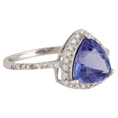 Bague cocktail triangulaire en or blanc 14 carats avec tanzanite et diamants, 2,15 carats