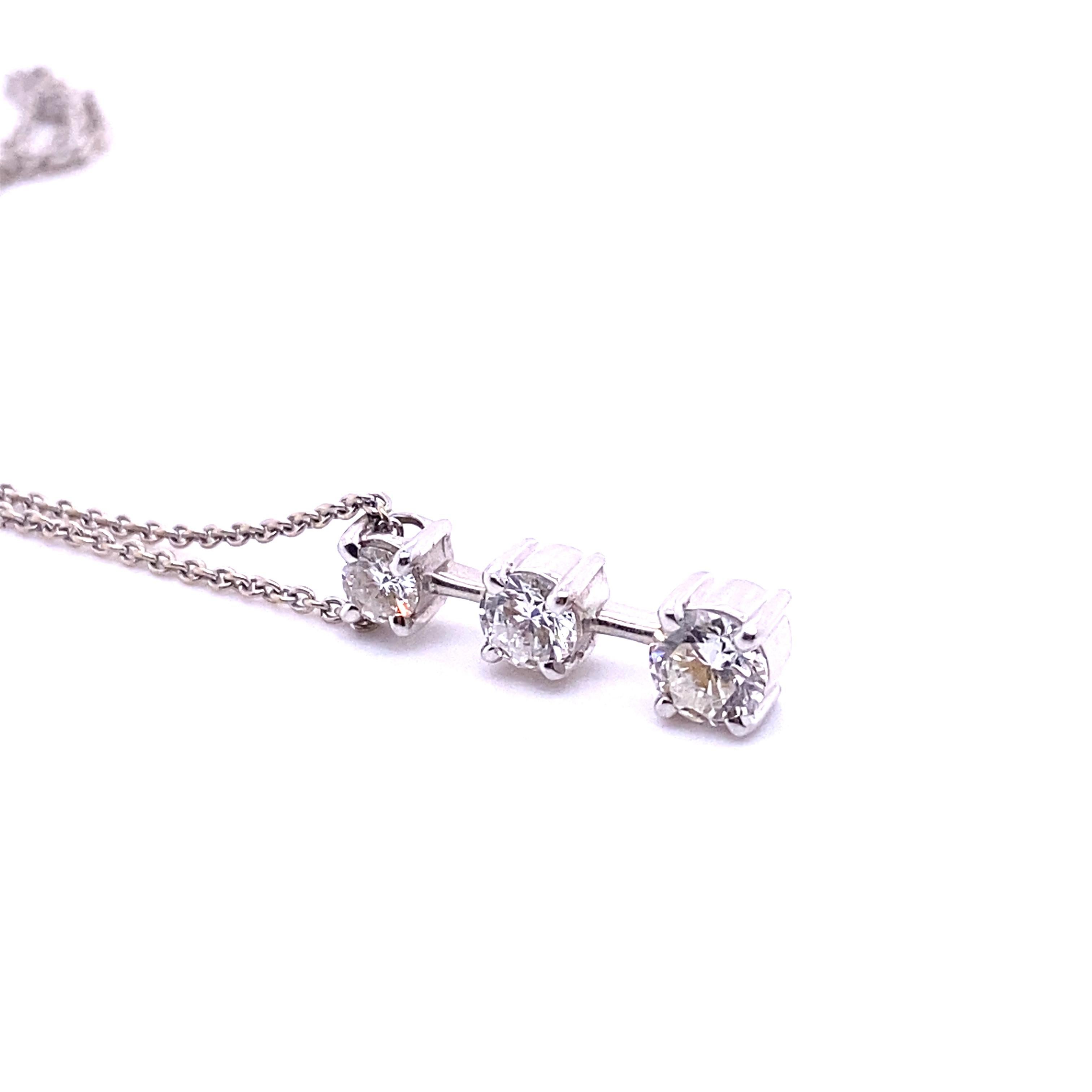 14K White Gold, Triple Diamond Pendant Necklace In Good Condition In Bozeman, MT