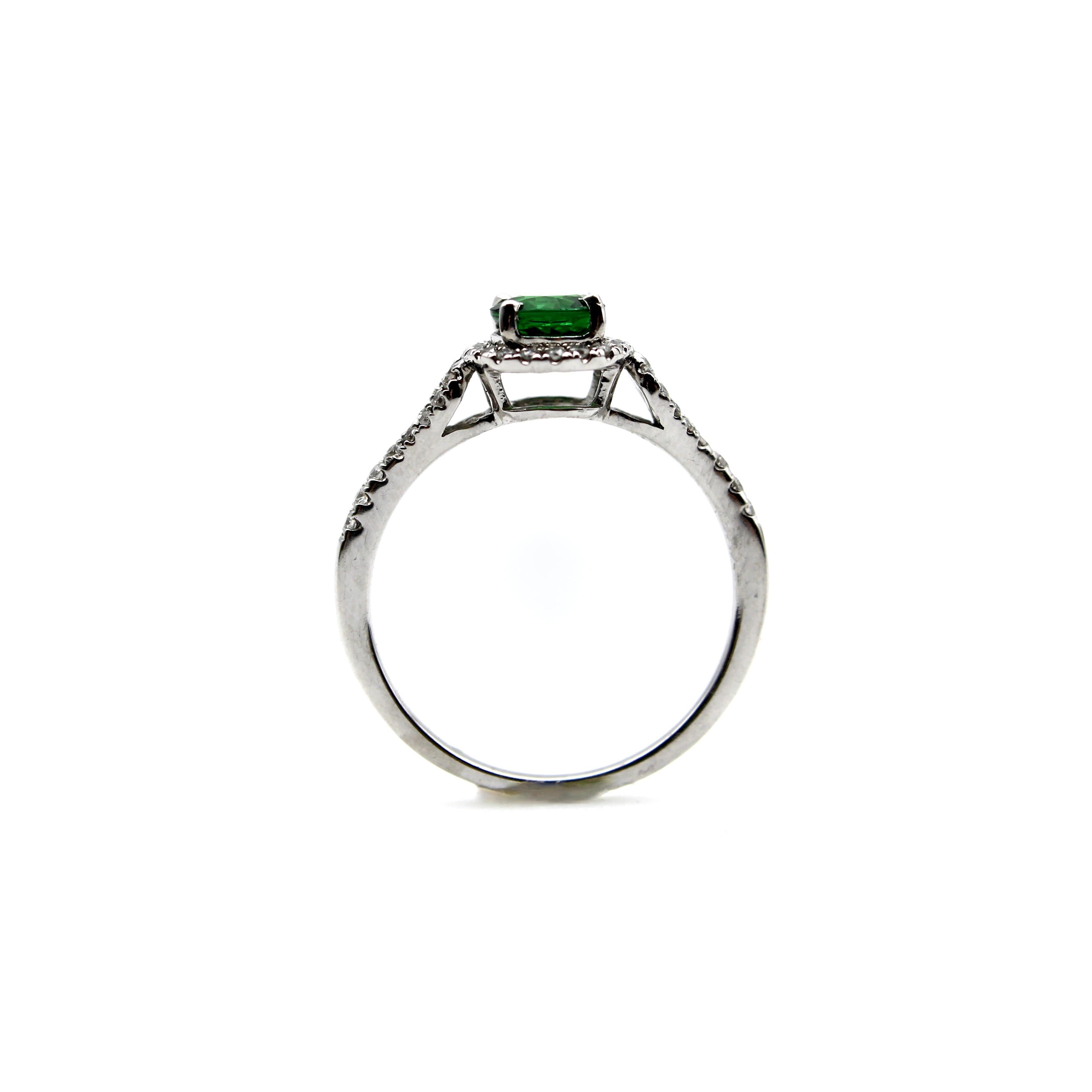 14 Karat Weißgold Ring mit Tsavorit, Granat und Diamant im Zustand „Neu“ im Angebot in Venice, CA