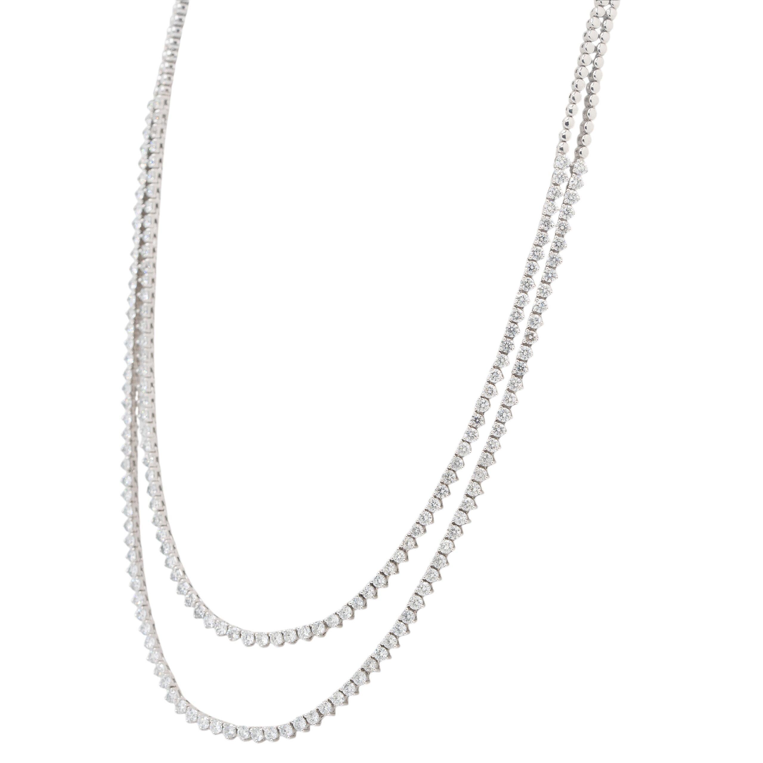 Donna Collana con due parti di diamanti in oro bianco 14k Collana con diamanti tondi Brilliante in vendita