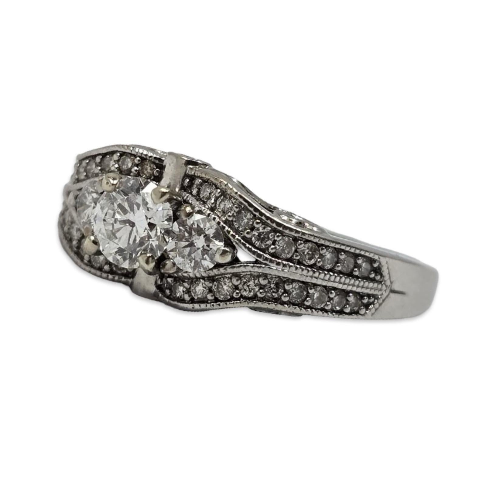 Bague deux pièces en or blanc 14K à diamant 1.48tcw avec centre certifié GIA en vente 7