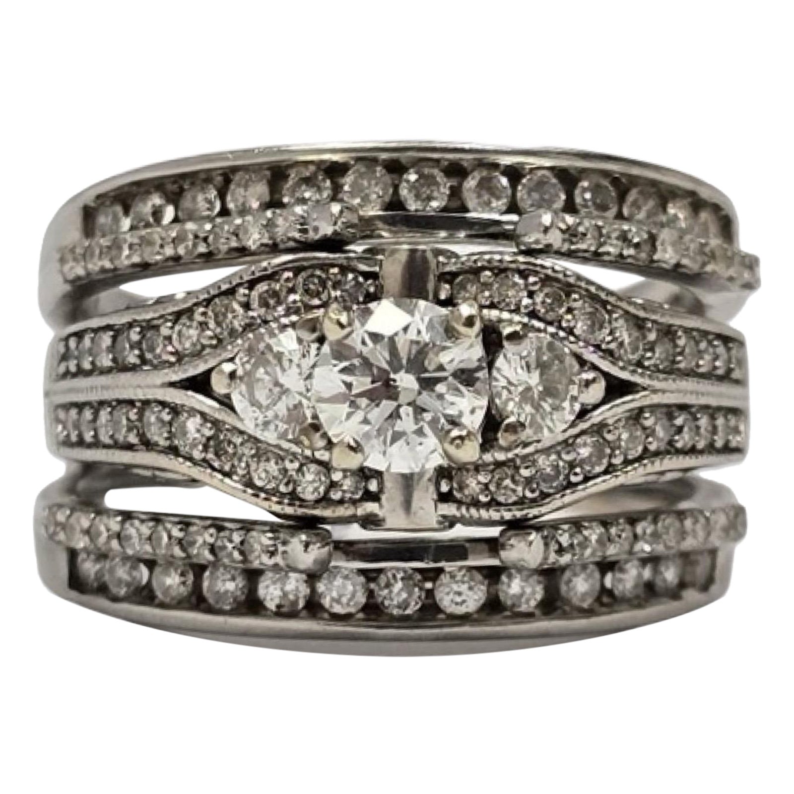 14K Weißgold Zweiteiliger Diamantring 1,48 tcw mit GIA zertifiziertem Zentrum im Angebot