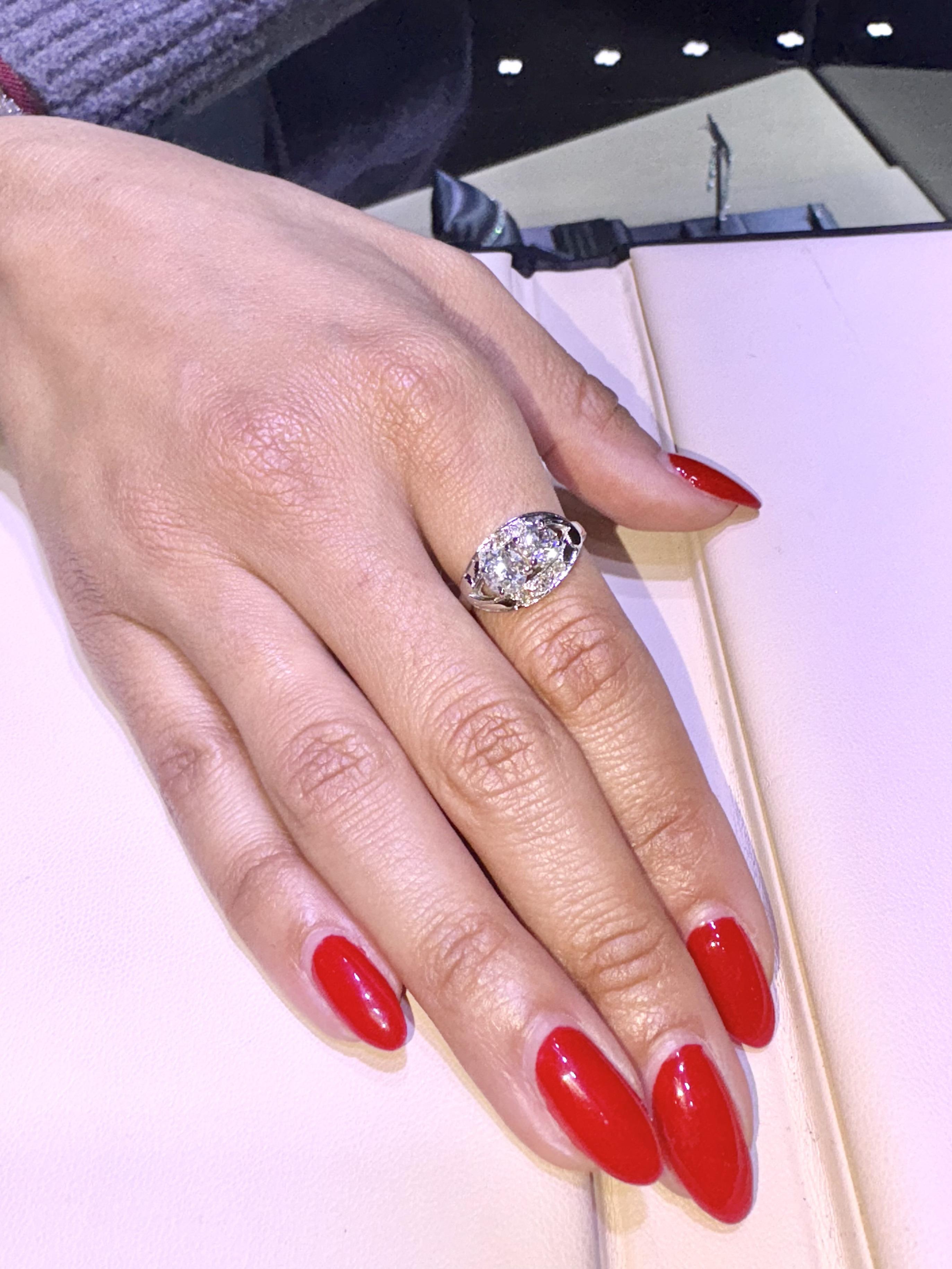Donna Anello a due pietre in oro bianco 14k con 1,25 carati di diamanti naturali in vendita