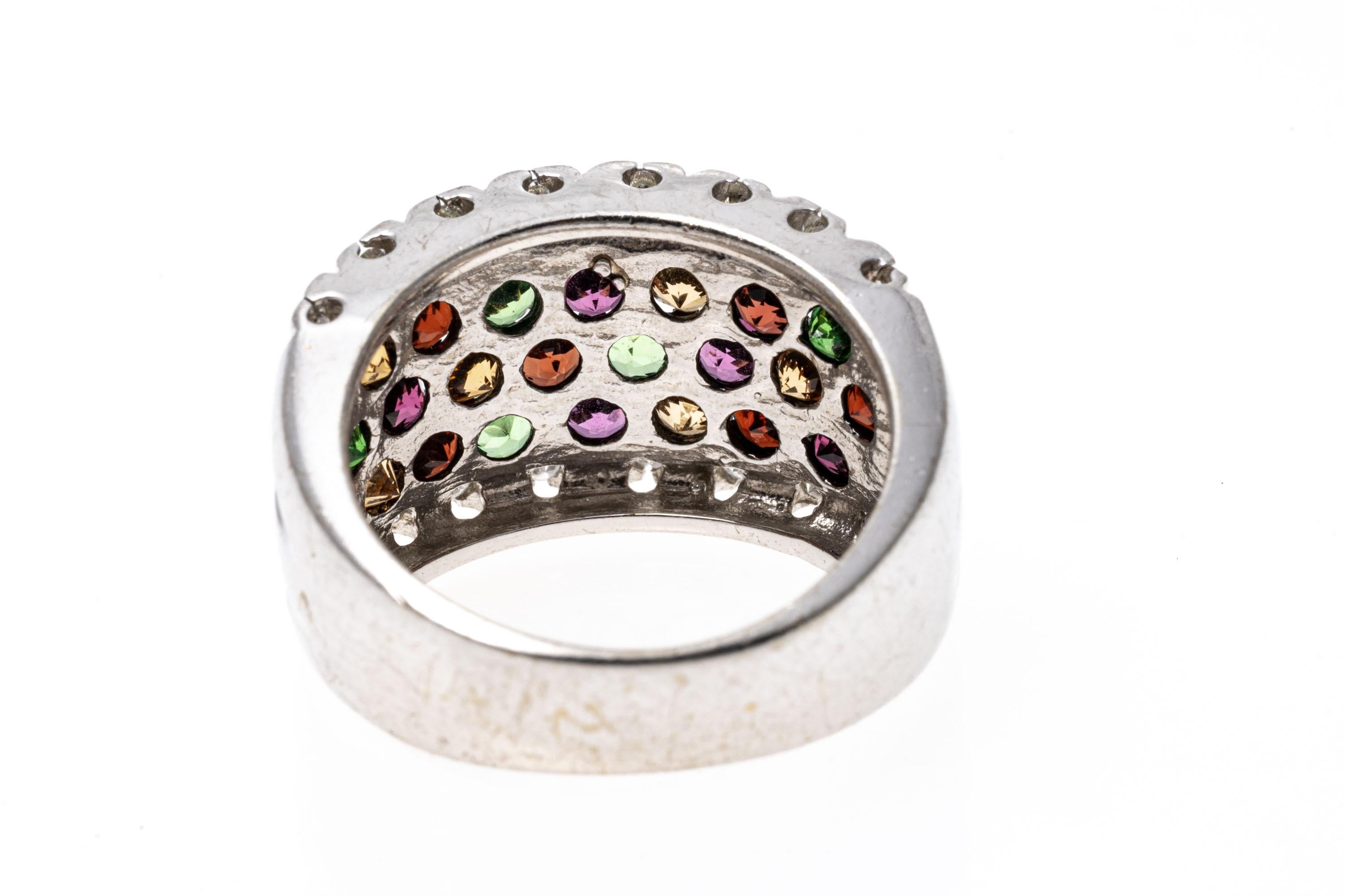 Round Cut 14k White Gold Vibrant Colorful Garnet and Diamond Ring For Sale