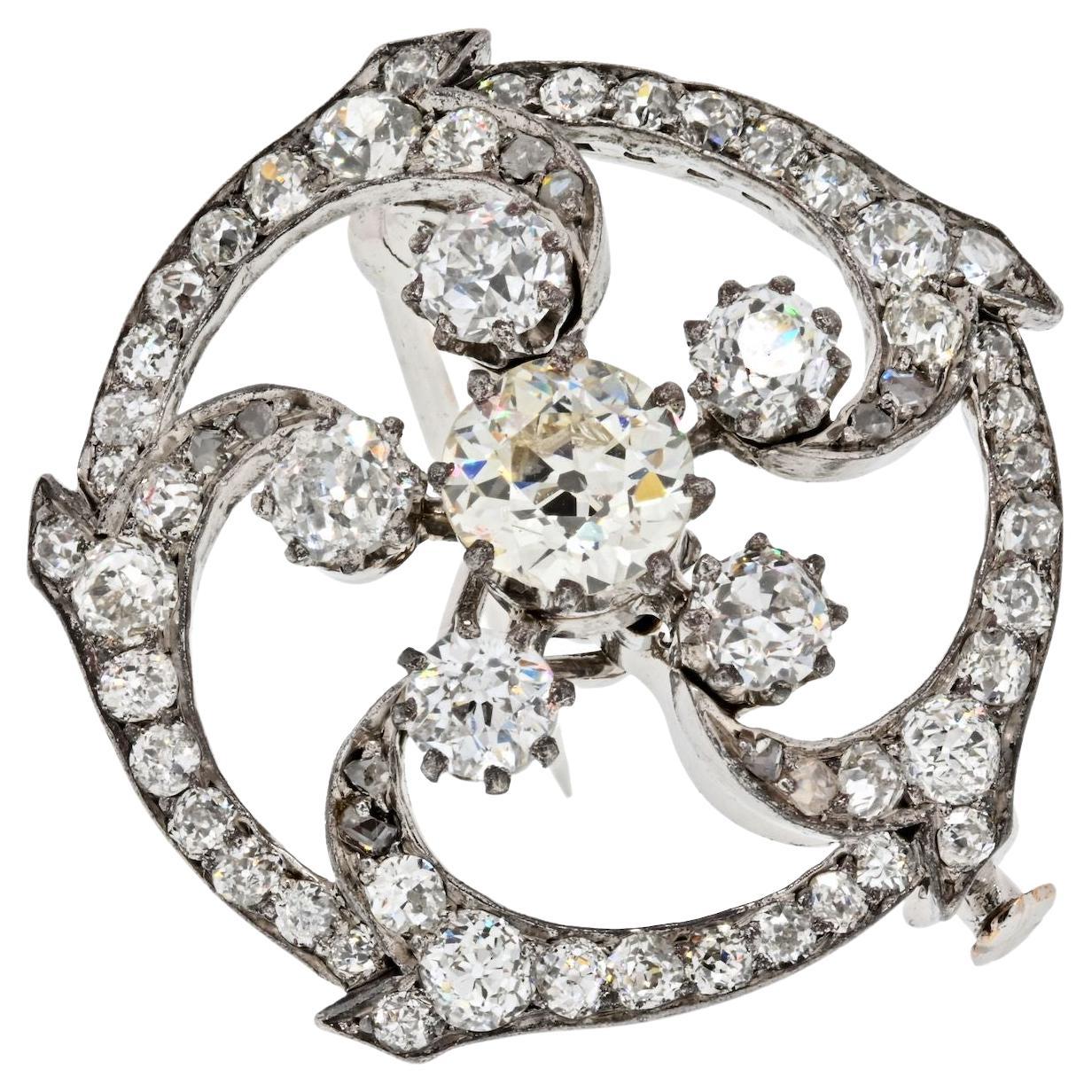 14K White Gold Victorian Circle Diamond 5.00cts Brooch For Sale