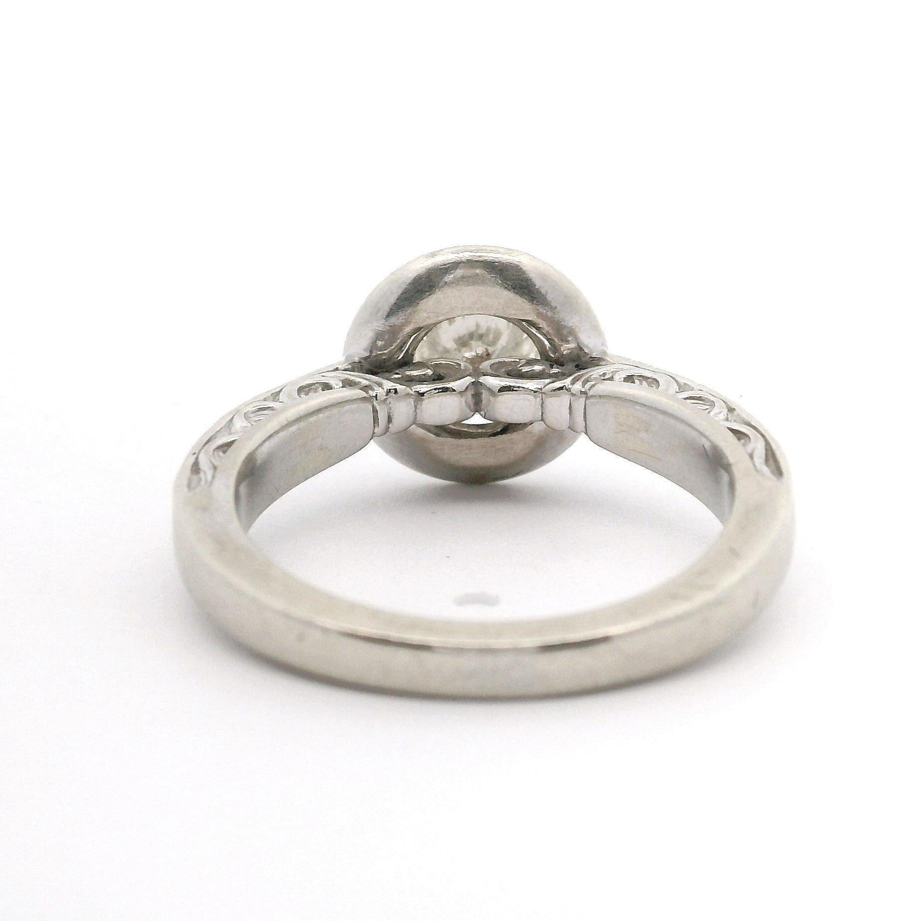 Women's 14k White Gold Vintage 0.71ct Round Cut Halo Diamond Engagement Ring Size 5