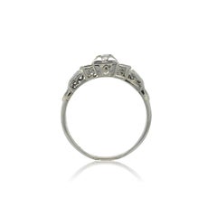 14K White Gold Vintage .27cttw Diamond Ring size 8