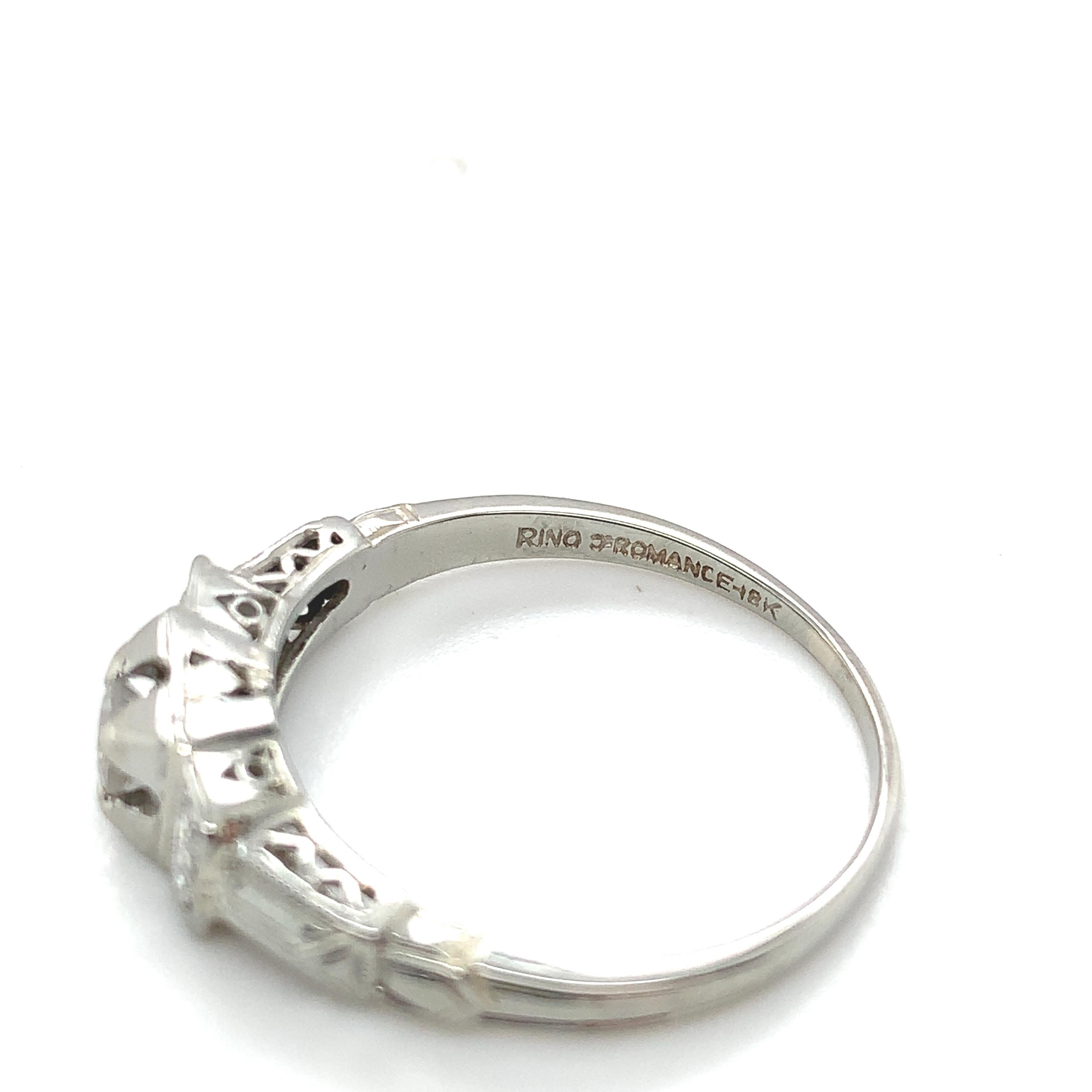14K White Gold Vintage .27cttw Diamond Ring size 8 For Sale 3