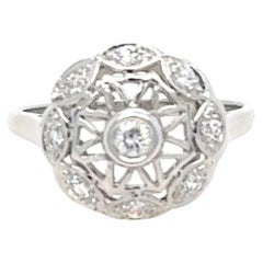 14K White Gold Vintage Diamond Circle Ring