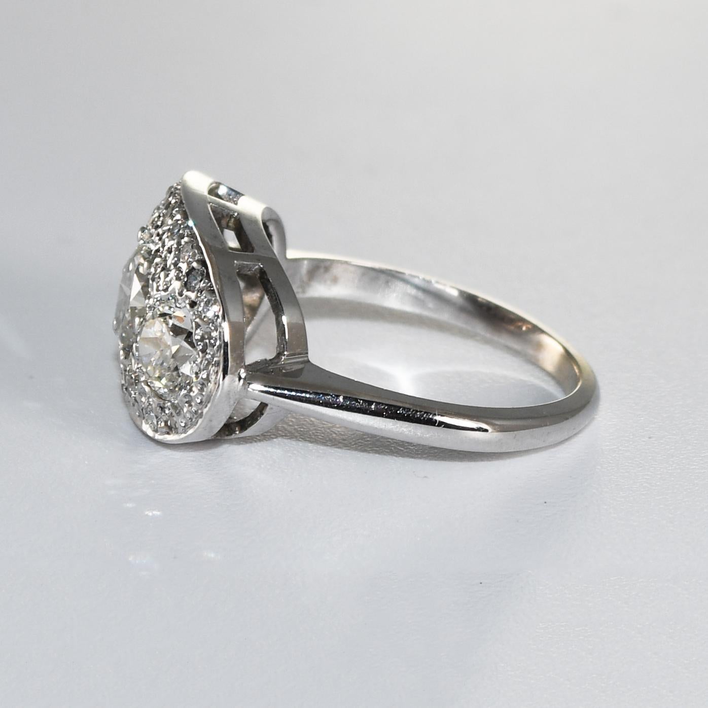 14K White Gold Vintage Diamond Cocktail Ring 2.15ct für Damen oder Herren im Angebot