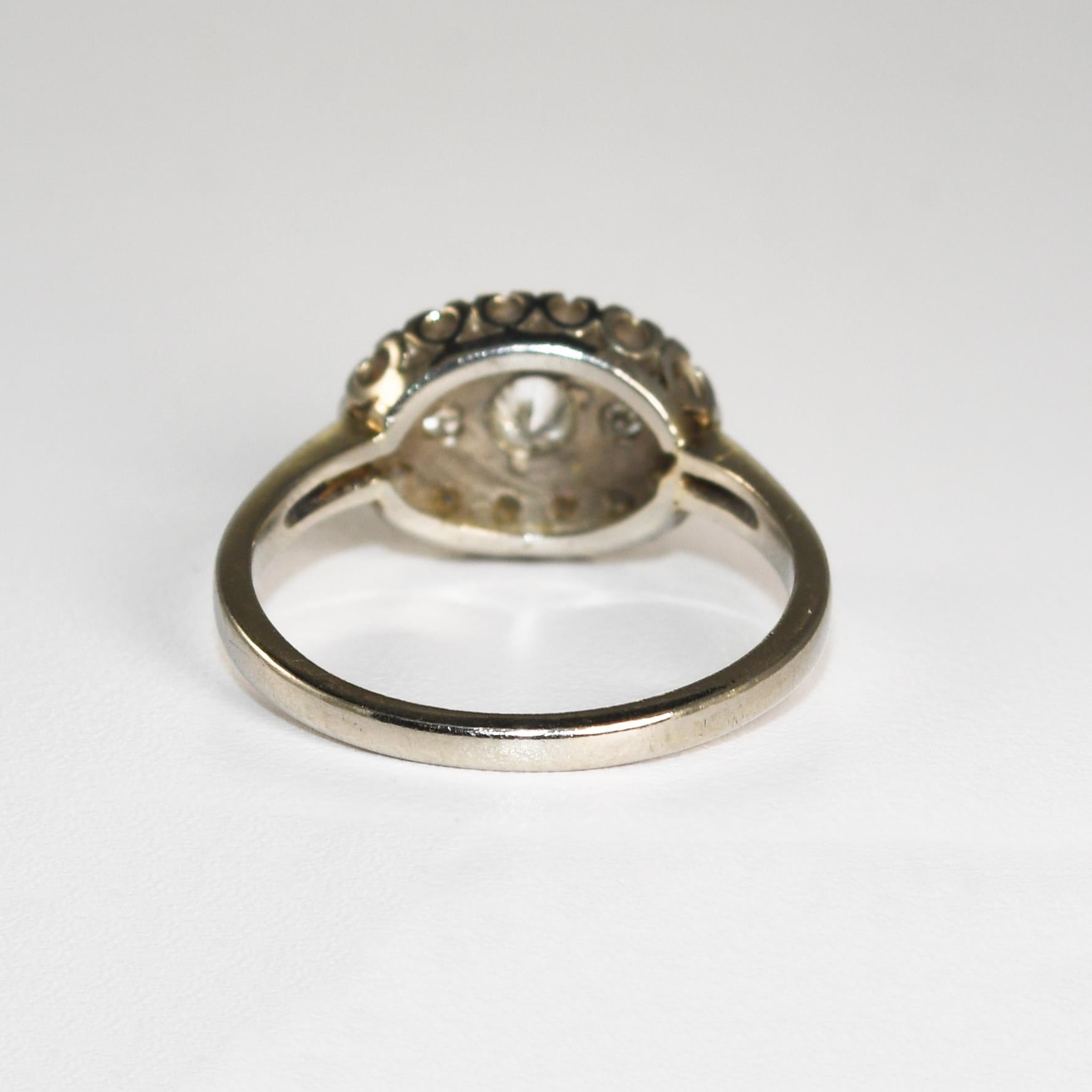 Taglio antico europeo Anello con diamante vintage in oro bianco 14K 0,25ct in vendita