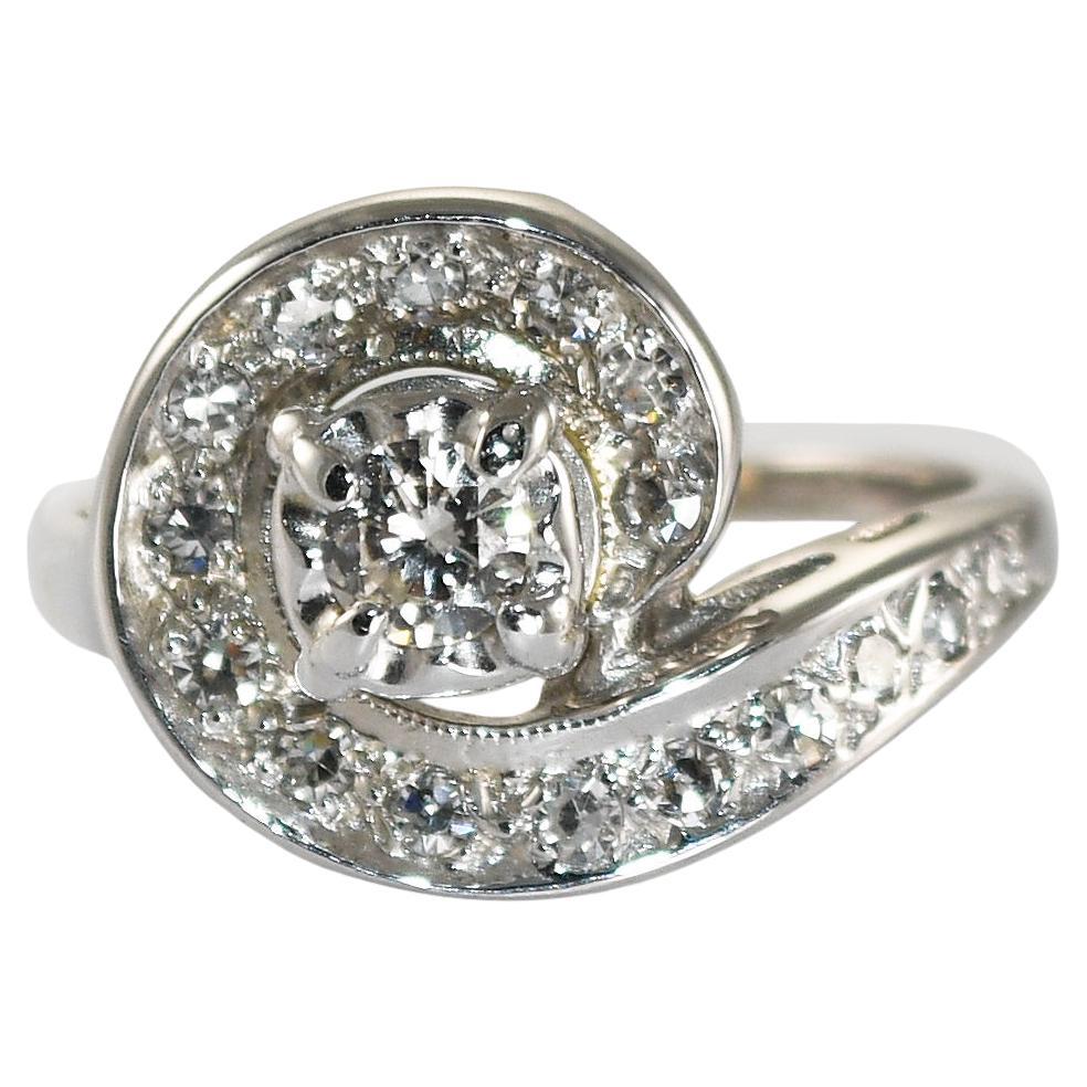Anello con diamante vintage in oro bianco 14K 0,45ct