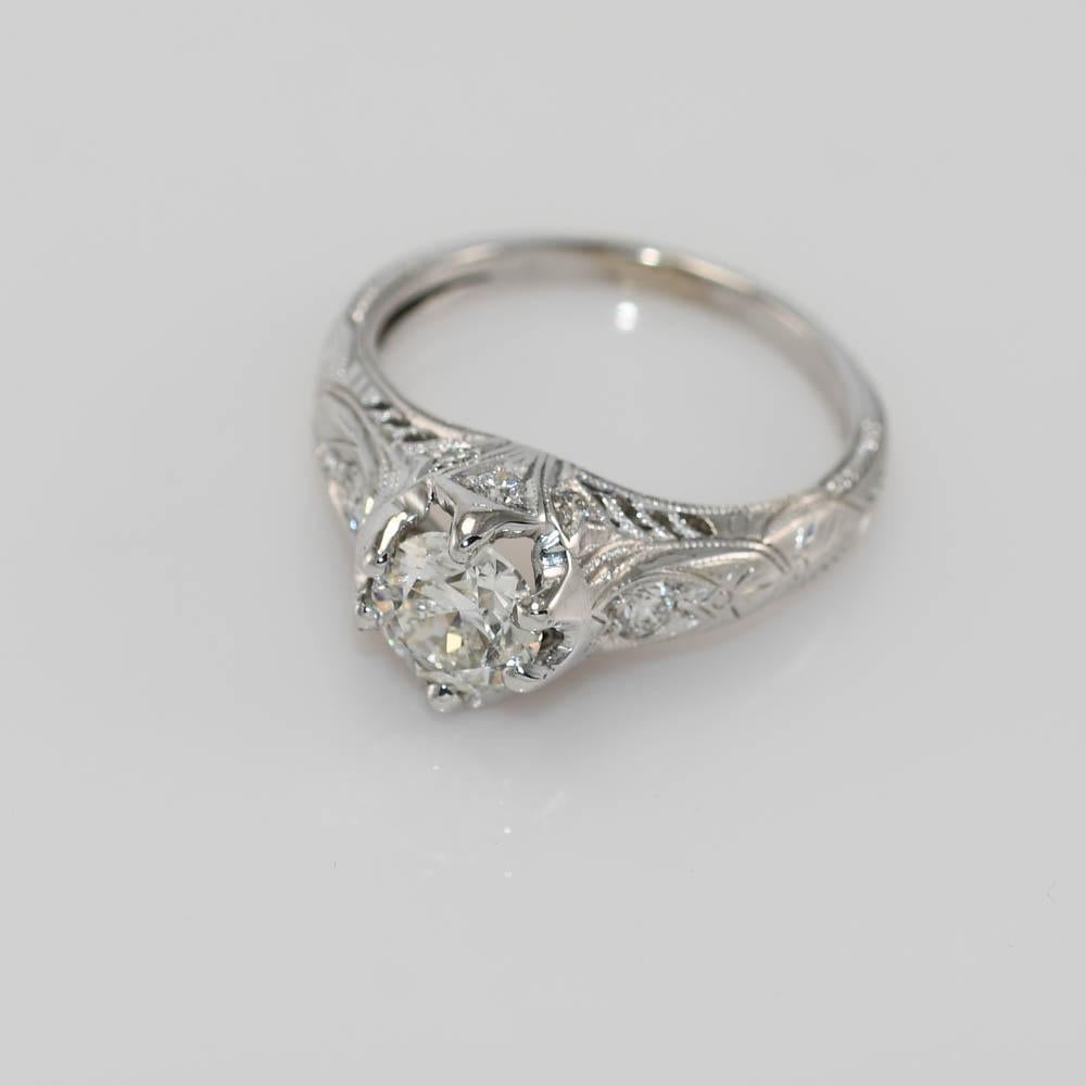 Anello con diamante in platino vintage in oro bianco 14K 1,01ct in vendita 1