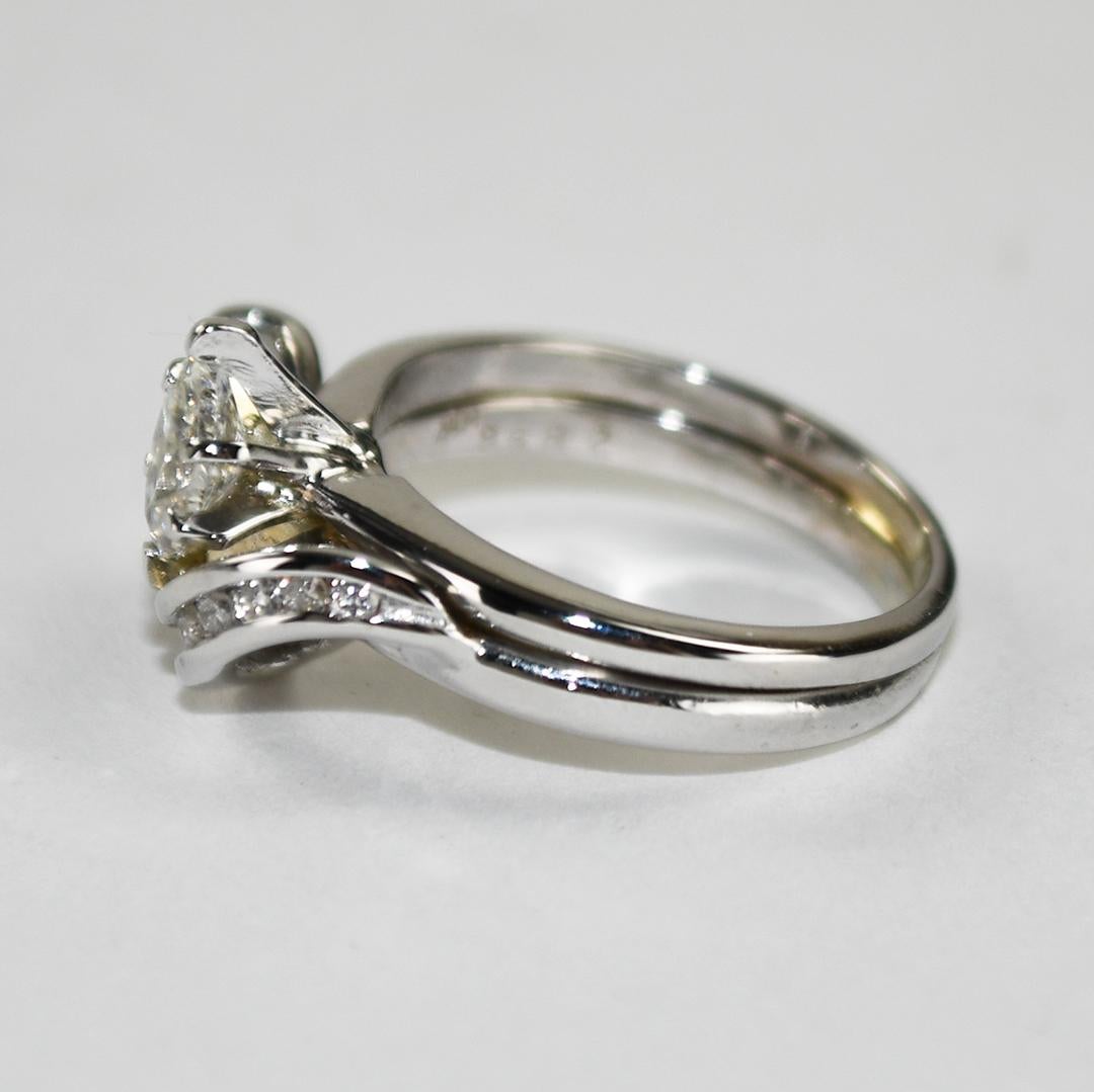 Femenino o masculino 14K White Gold Vintage Sapphire & Diamond Ring 4.1g en venta