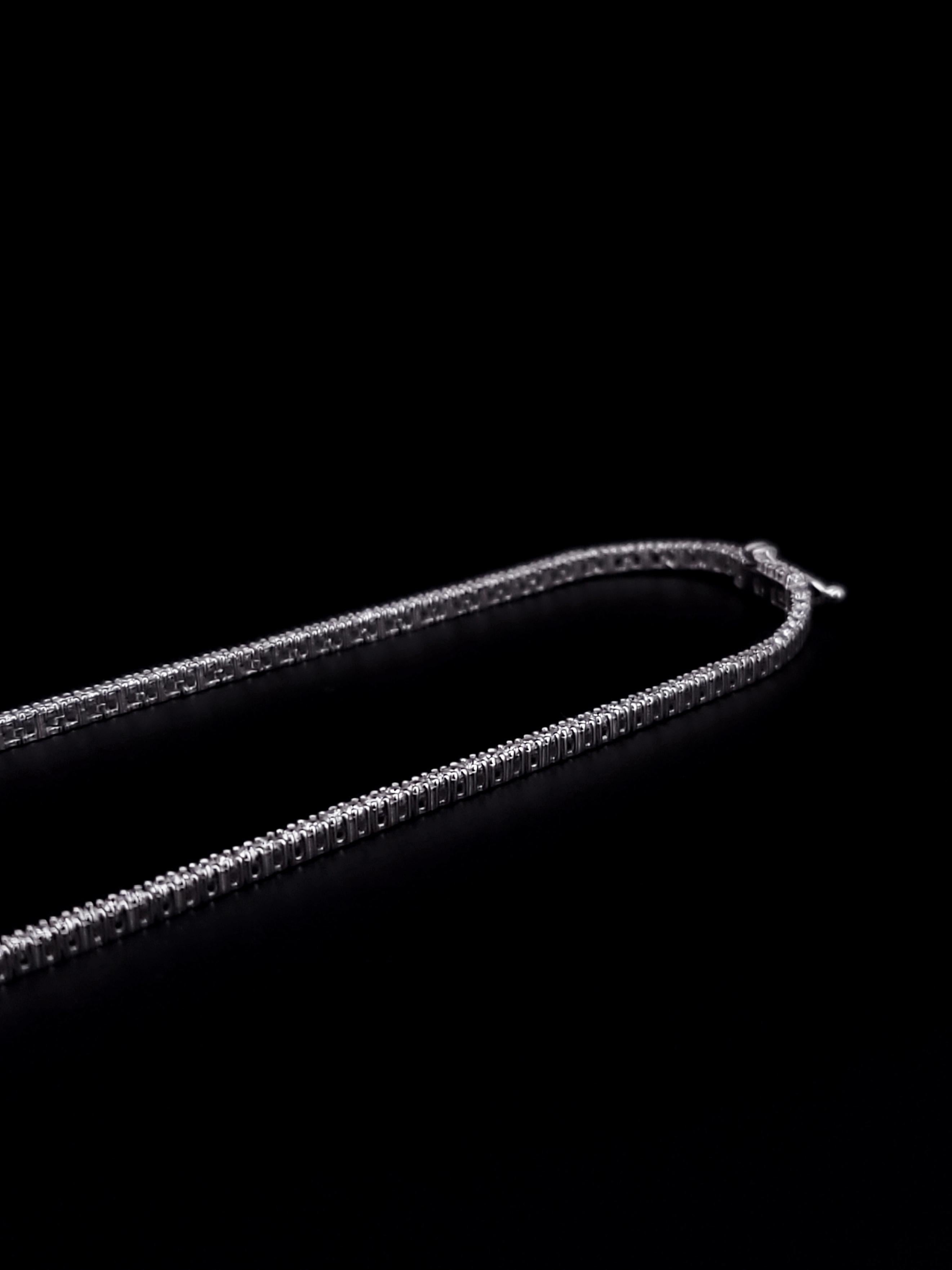 Chaîne collier 18 pouces en or blanc 14 carats avec diamants VS G Neuf - En vente à New York, NY