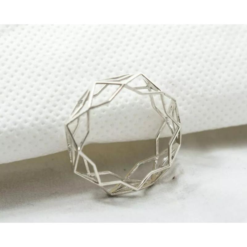 14k White Gold Web Design Beautiful Ring Anniversary Gift Gold Modern Look Ring
Light weight can be worn everyday

Additional information:
Condition: New with tags: A brand-new, unused, and unworn item (including handmade items) in the original
