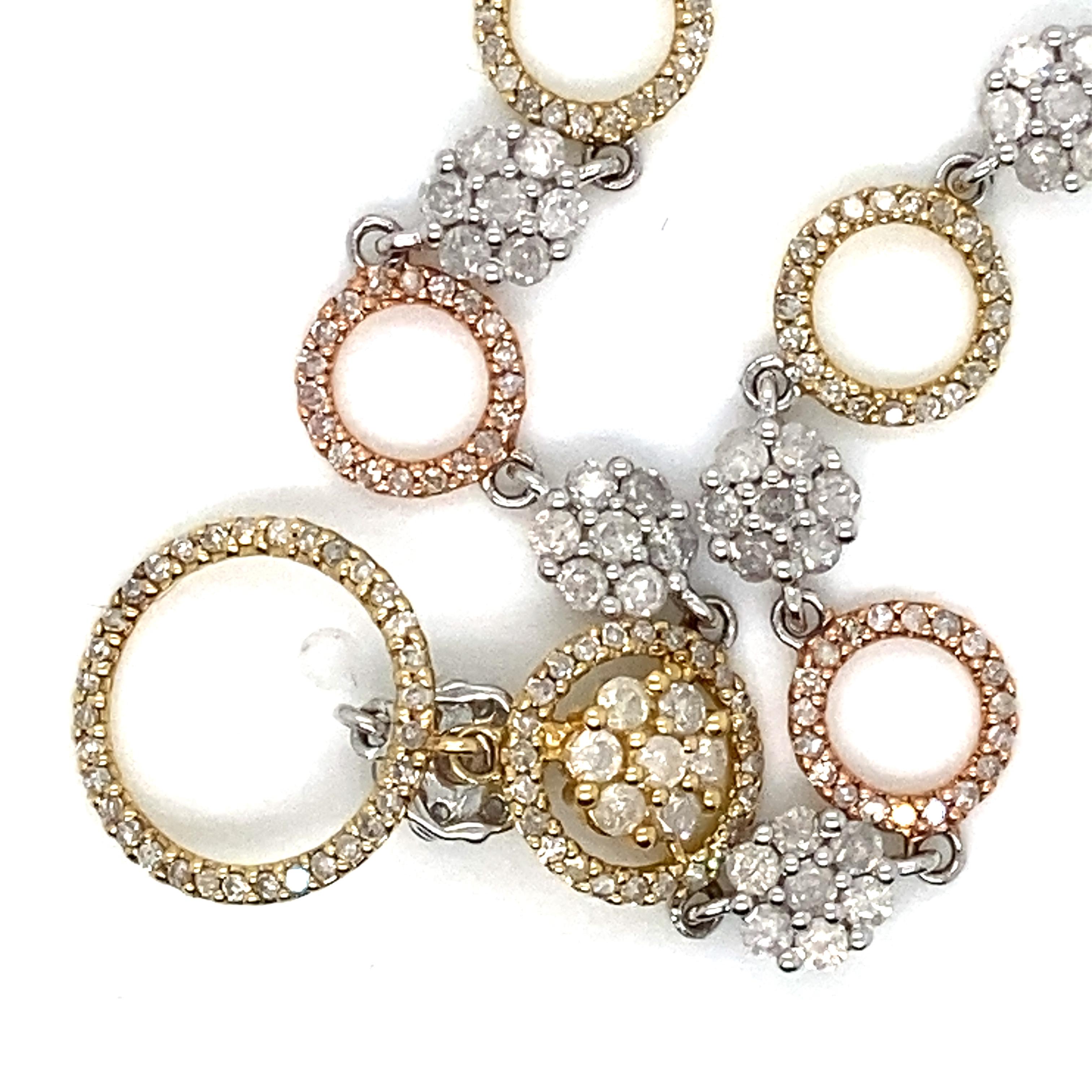 14k White Gold, Yellow Gold and Rose Gold Diamond Circles and Flowers Necklace In Good Condition For Sale In Boston, MA