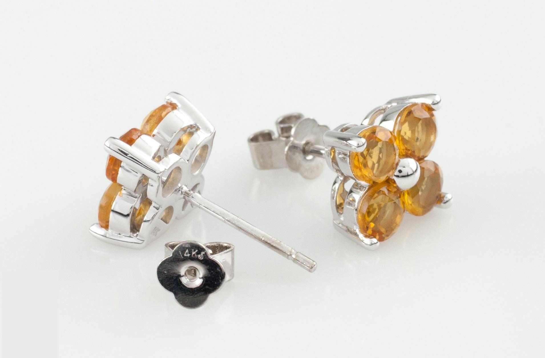 14k White Gold Yellow Sapphire Flower Stud Earrings 2.0 Carats In Good Condition For Sale In Sherman Oaks, CA