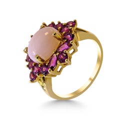 14 Karat White Jade and Amethyst Ladies Ring