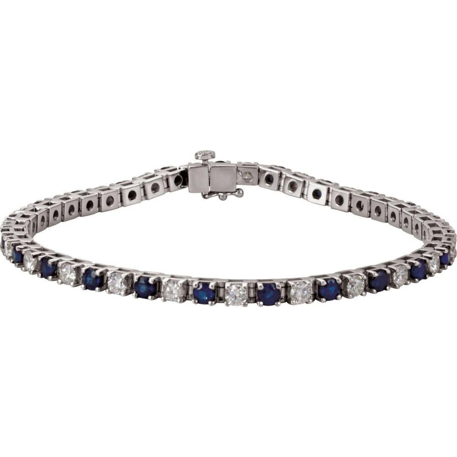 Weight:	8.36 DWT (13.00 grams)
Solid/Hollow:	Solid
Bracelet/Anklet Size:	7 In
Primary Stone Count:	46-stone
Total Diamond Carat Weight:	2 1/3 CTW
Prong Count:	4-prong
Bracelet Closure Type:	Box Clasp
Bracelet Type:	Line
Approx. Length:	7 In
Approx.