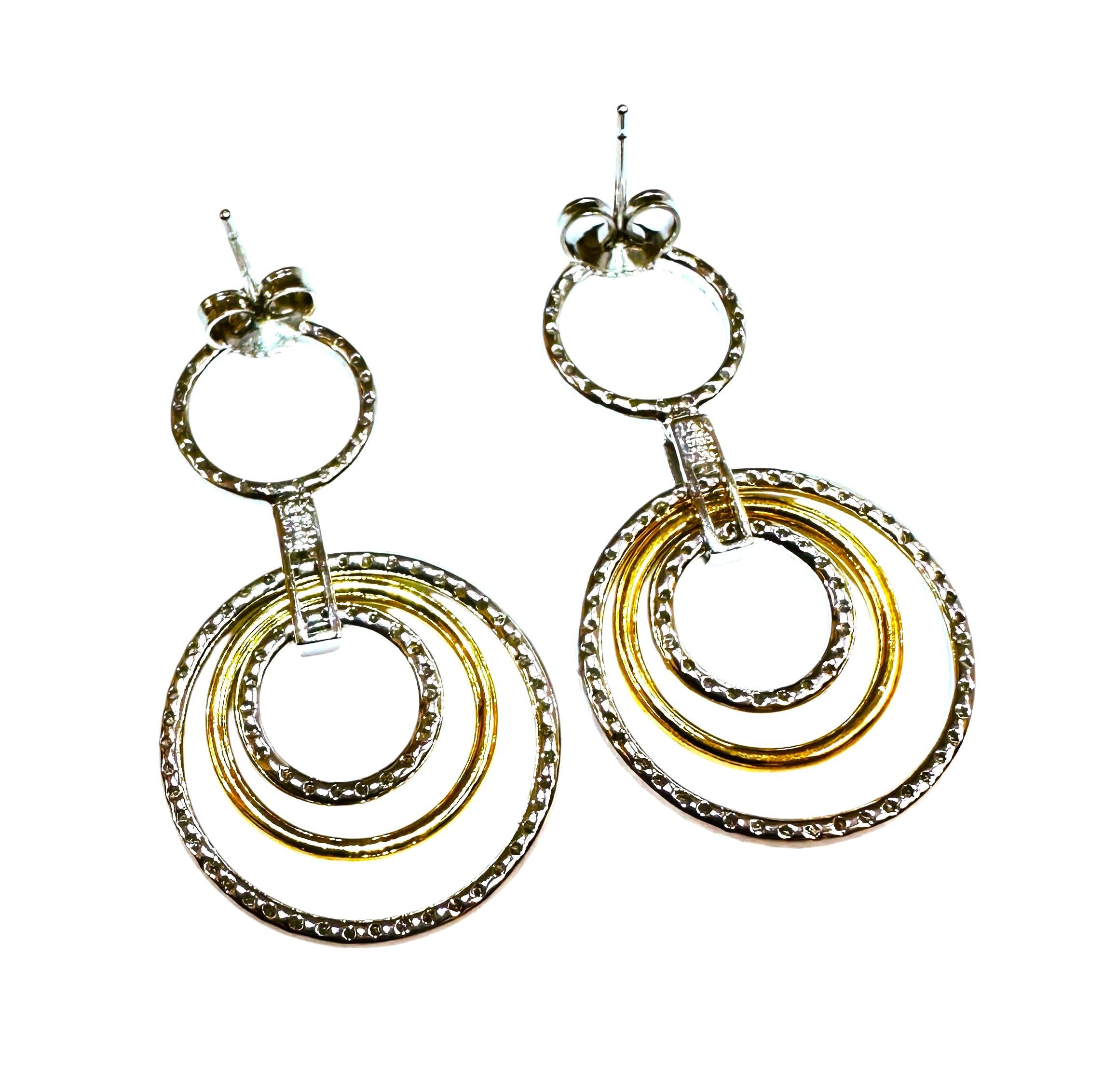 Boucles d'oreilles pendantes en or blanc et jaune 14k avec diamants taillés en brillant - Hallmarked en vente 3