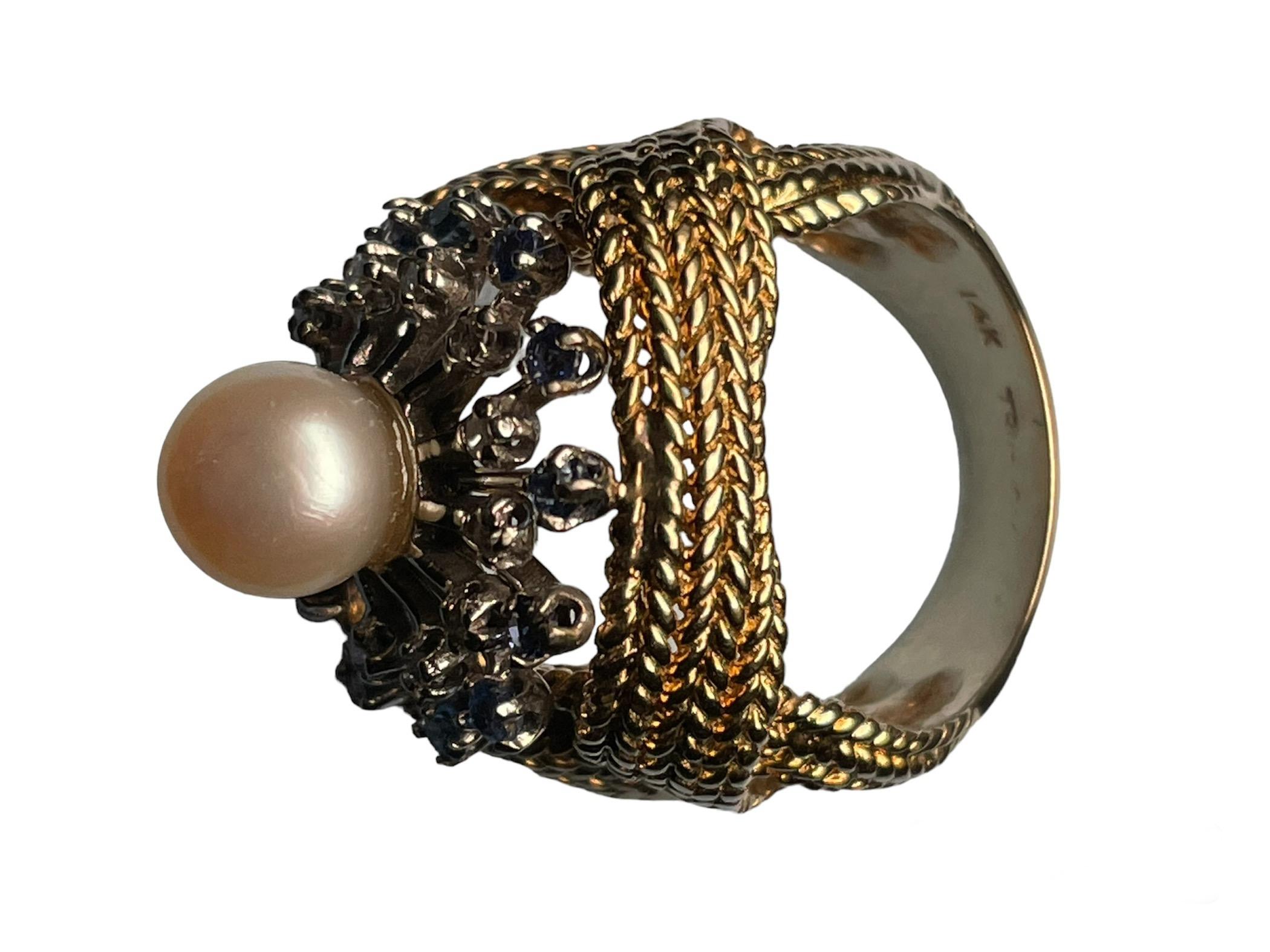 Bague cocktail en or blanc/jaune 14 carats, diamants, perles et saphirs Bon état - En vente à Guaynabo, PR