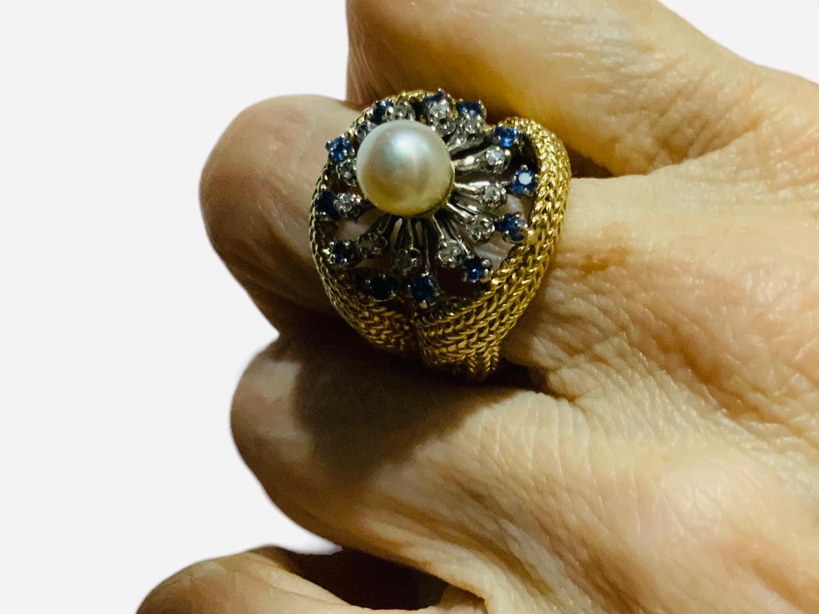 14k White/Yellow Gold Diamonds, Pearl And Sapphires Cocktail Ring For Sale 3