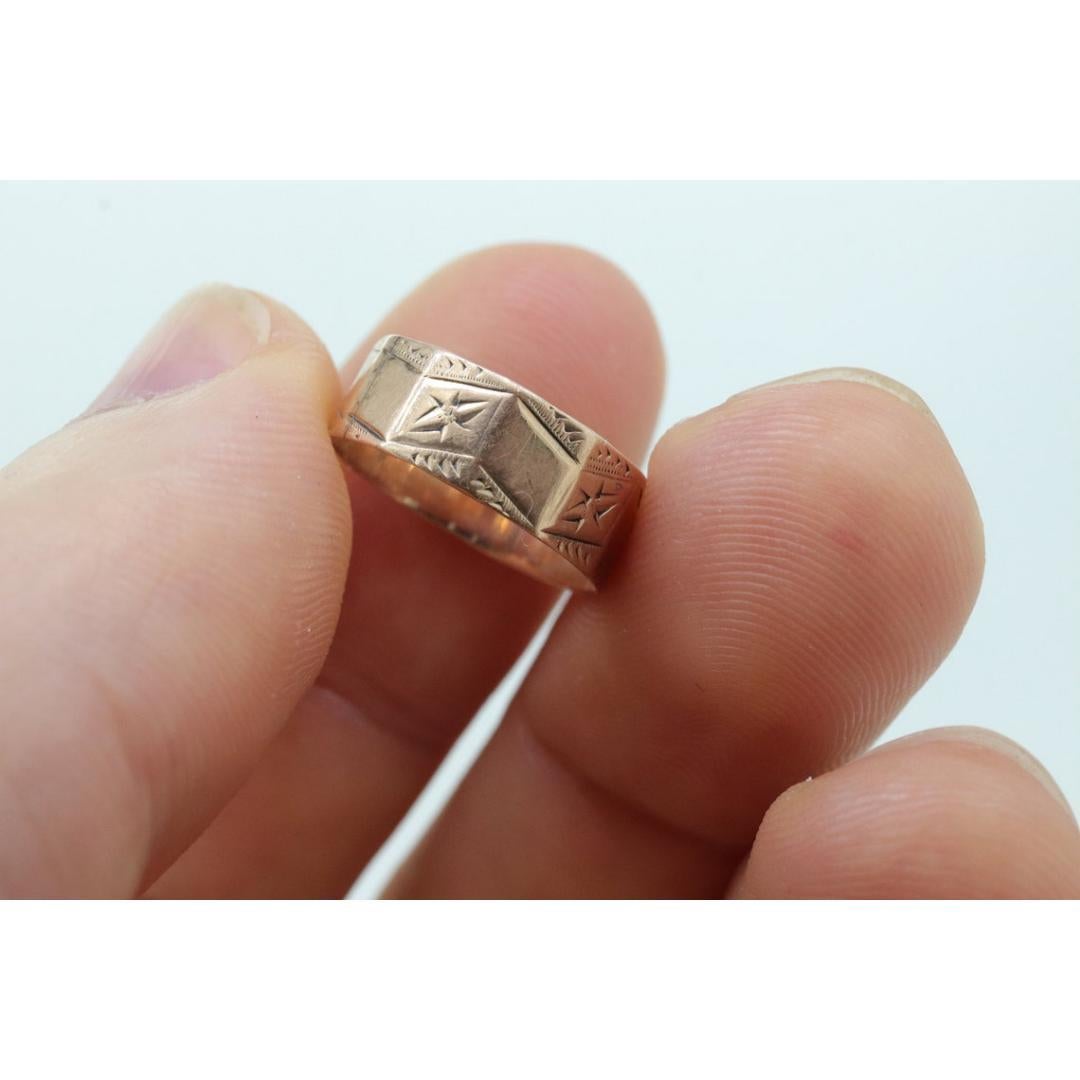 14k Wide LEAF Ornate engraved band. 14k Rose Gold Vintage Victorian Cigar band For Sale 3