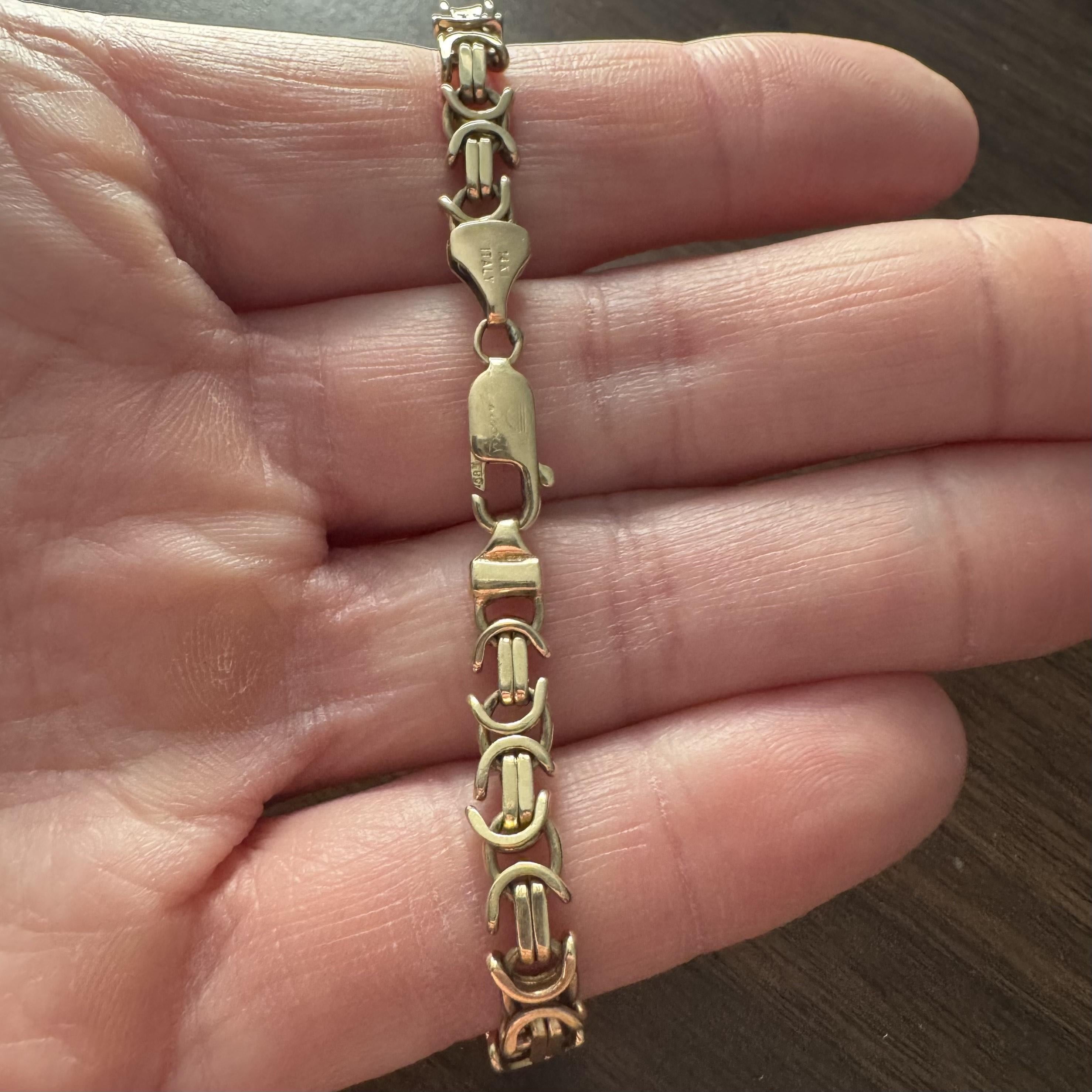 Condition:  Excellent Condition, Professionally Cleaned and Polished
Metal:  14k Gold (Marked, and Professionally Tested)
Weight:  18.3g
Length:  8.25 Inches
Width:  6.5mm
Closure: Lobster Claw
Markings:  