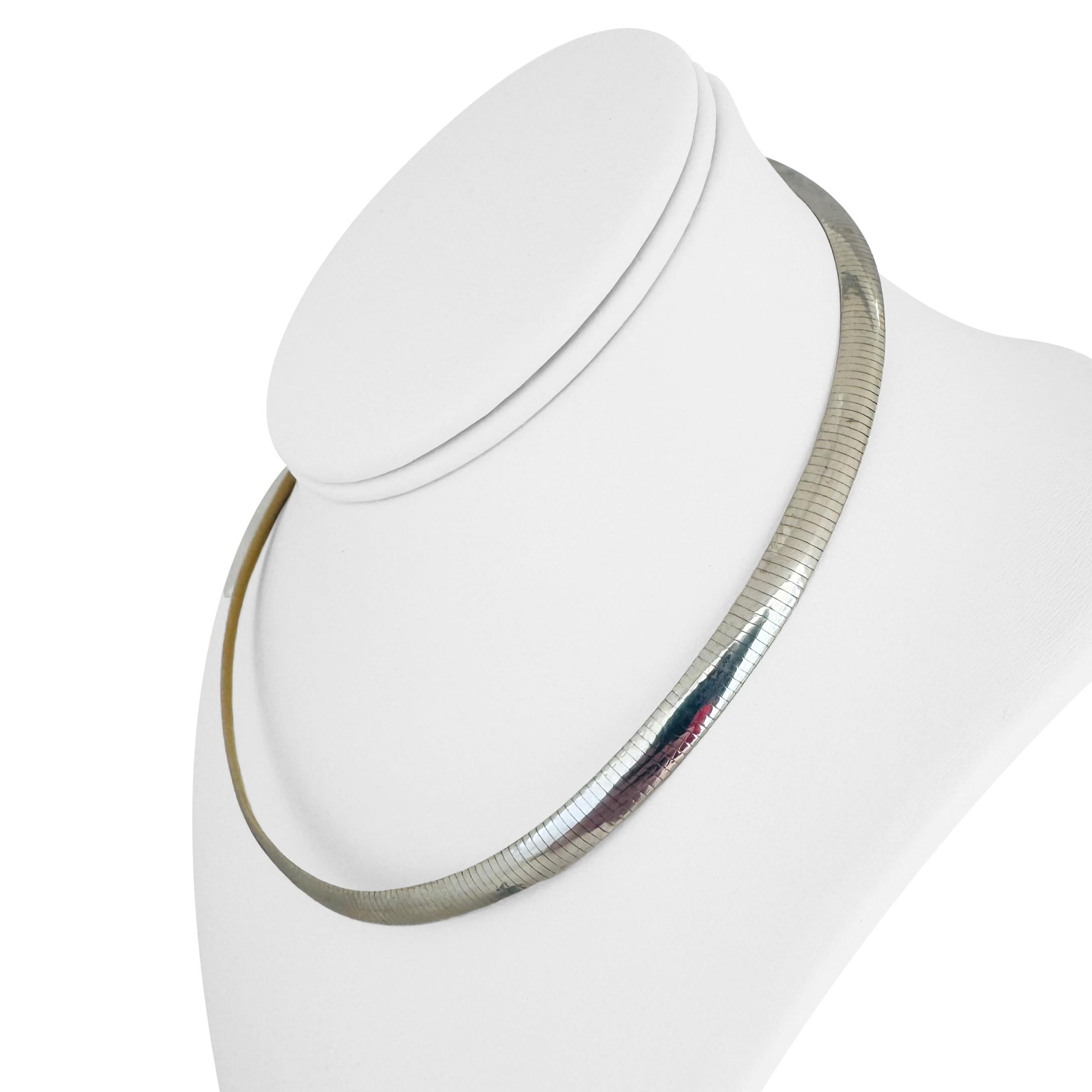 Donna Collana Omega reversibile da 6 mm in oro giallo e bianco 14k 24,7 g, 16