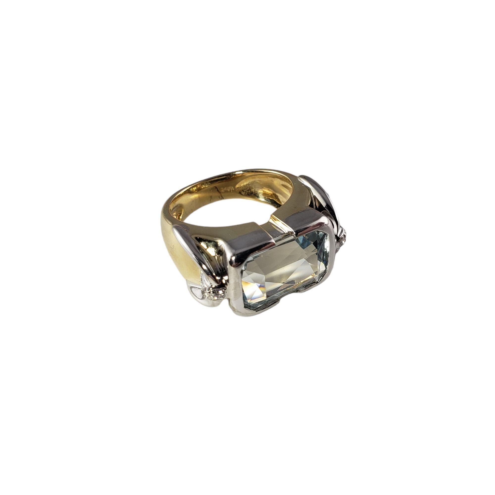 14k Gelb und Weißgold Aquamarin und Diamant-Ring #13906 (Radiantschliff) im Angebot