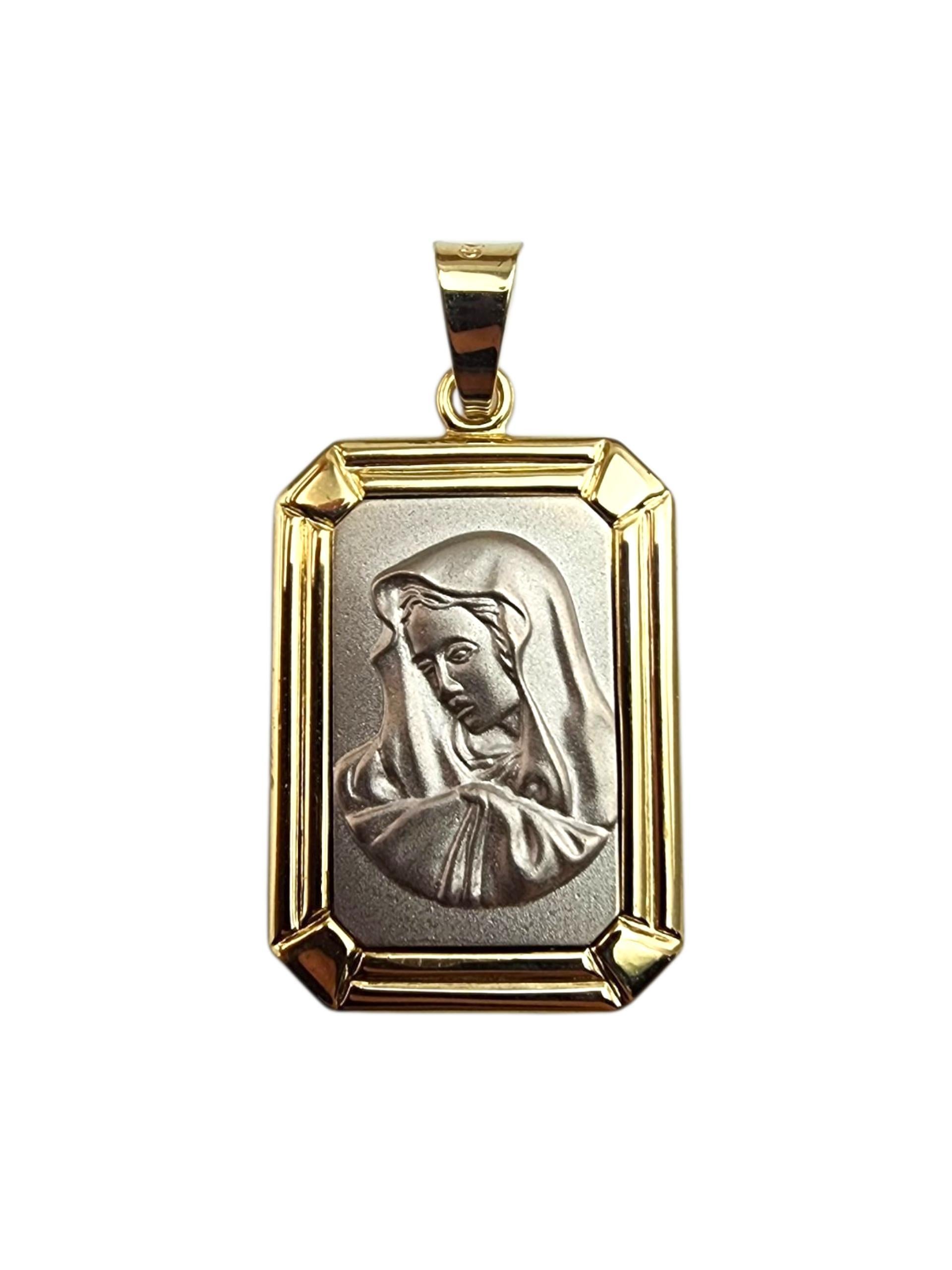 Ciondolo della Madonna in oro giallo e bianco 14K #22344 in vendita