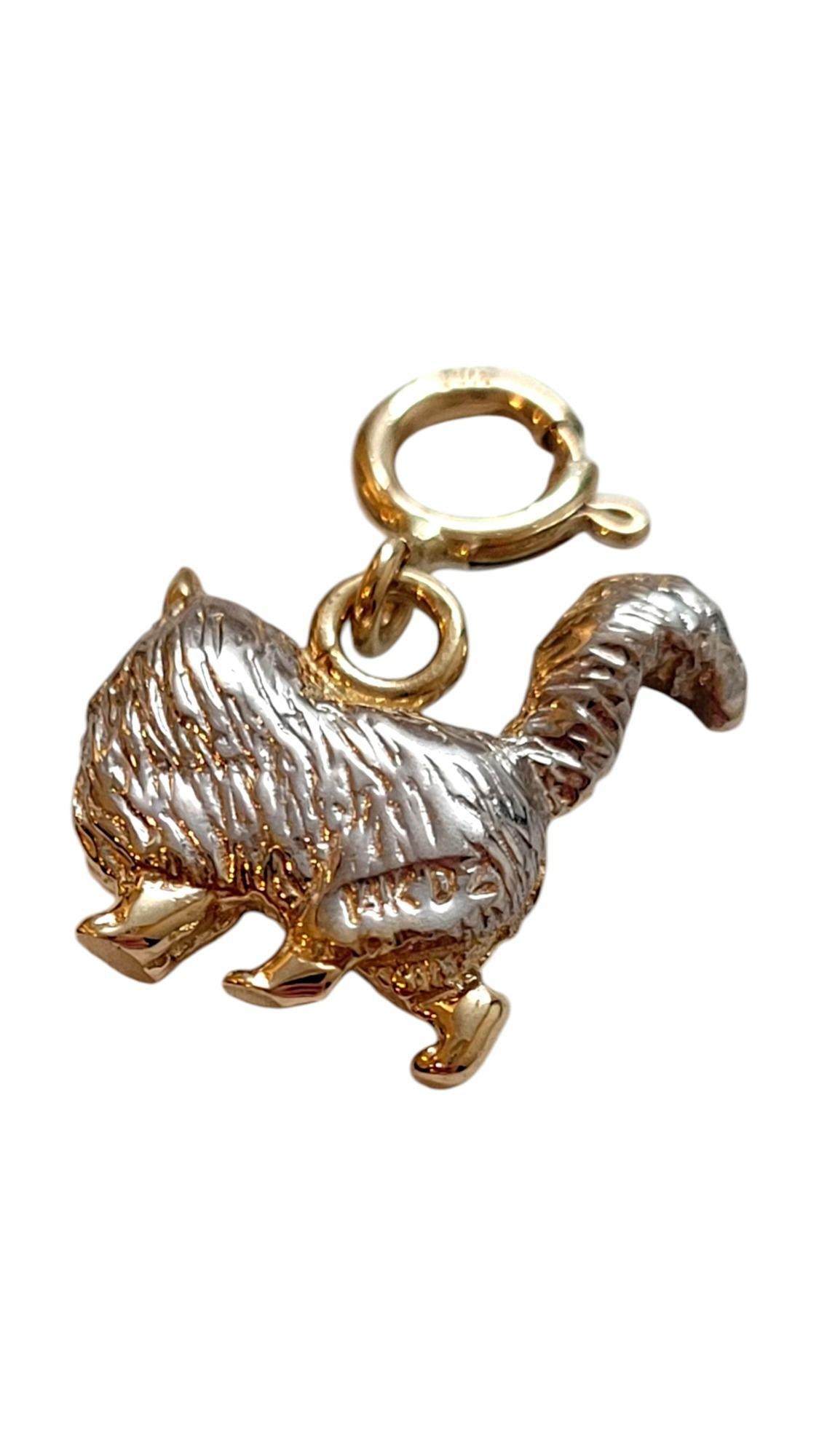 Breloque chat en or jaune et blanc 14 carats n° 21065 en vente 2