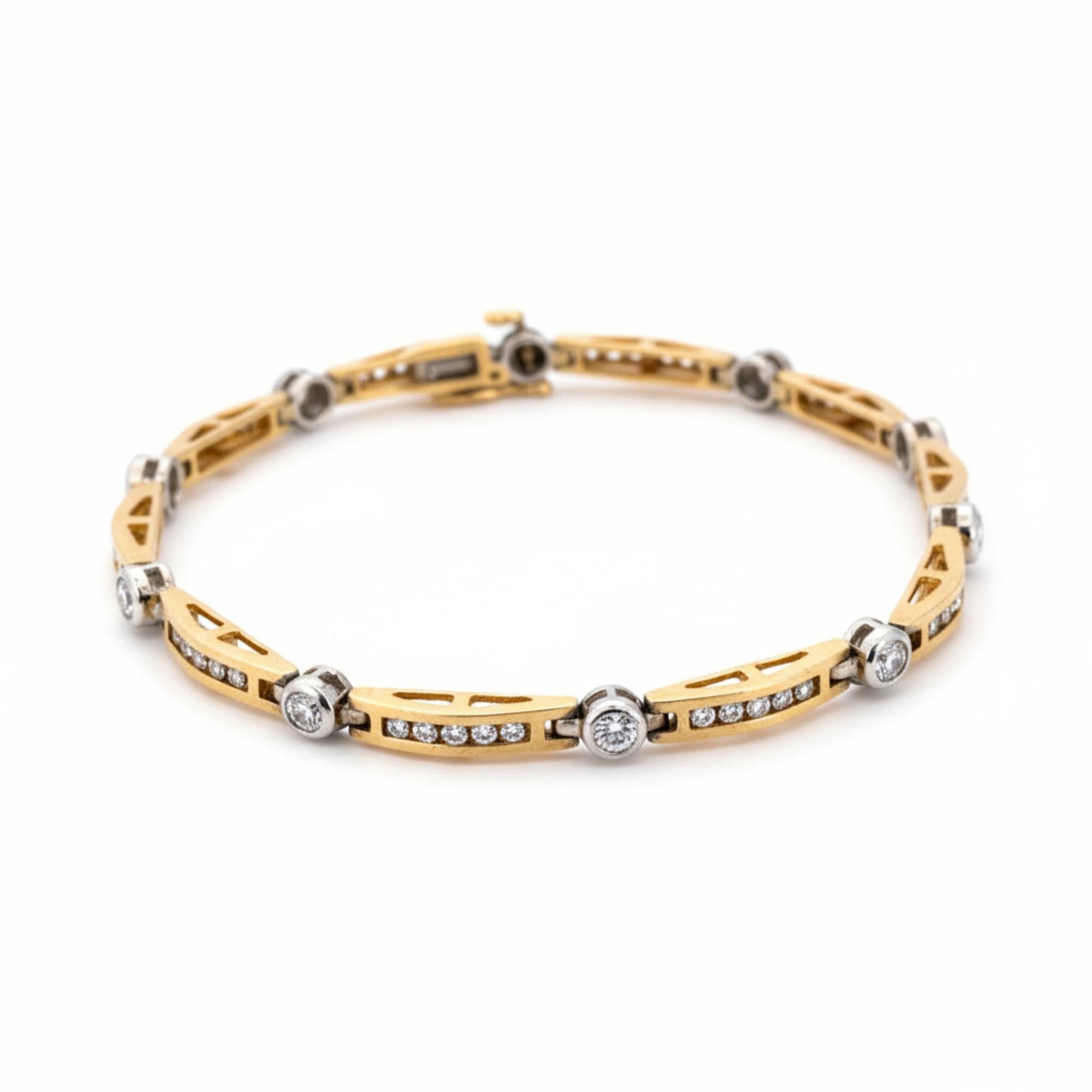 Bracciale di diamanti in oro giallo e bianco 14K con 1,75 carati di peso totale in vendita 1